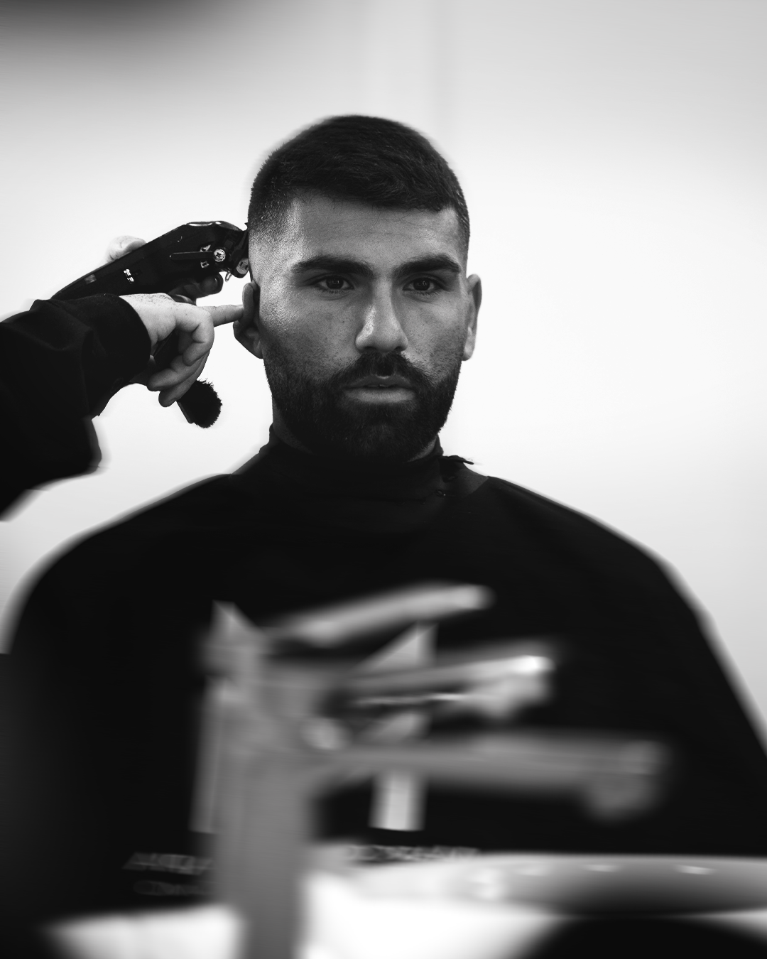 Rasatura barba professionale dal barbiere di Pozzuoli Marco Mangiapia
