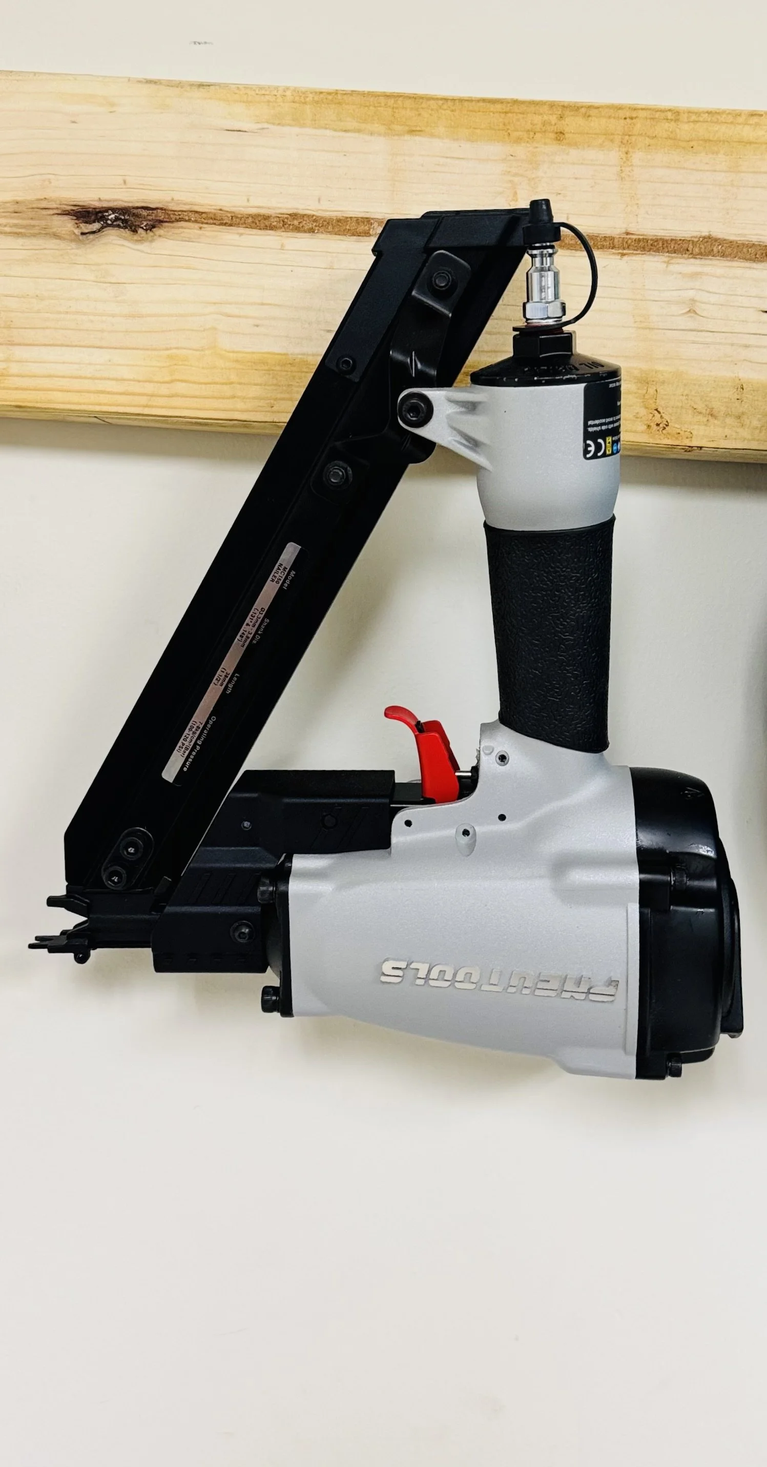 1-1/2 Inch joist hanger nailer PneuTools