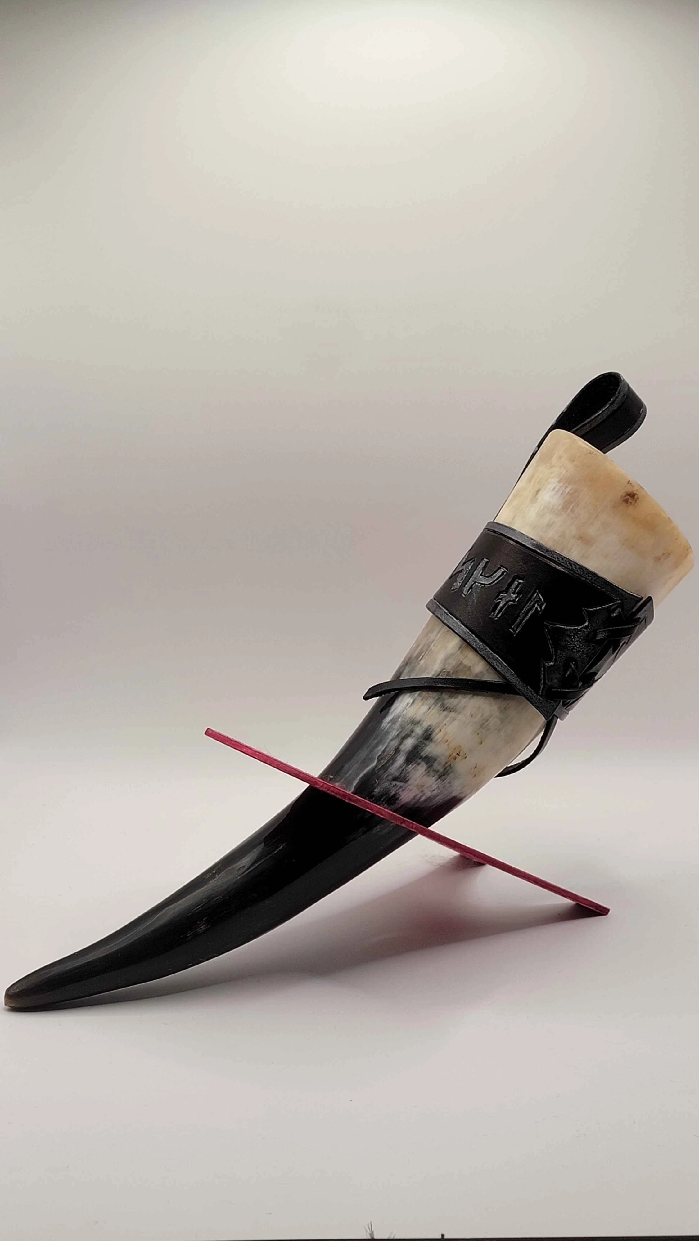 Handcrafted Drinking Horn – Bound in Leather