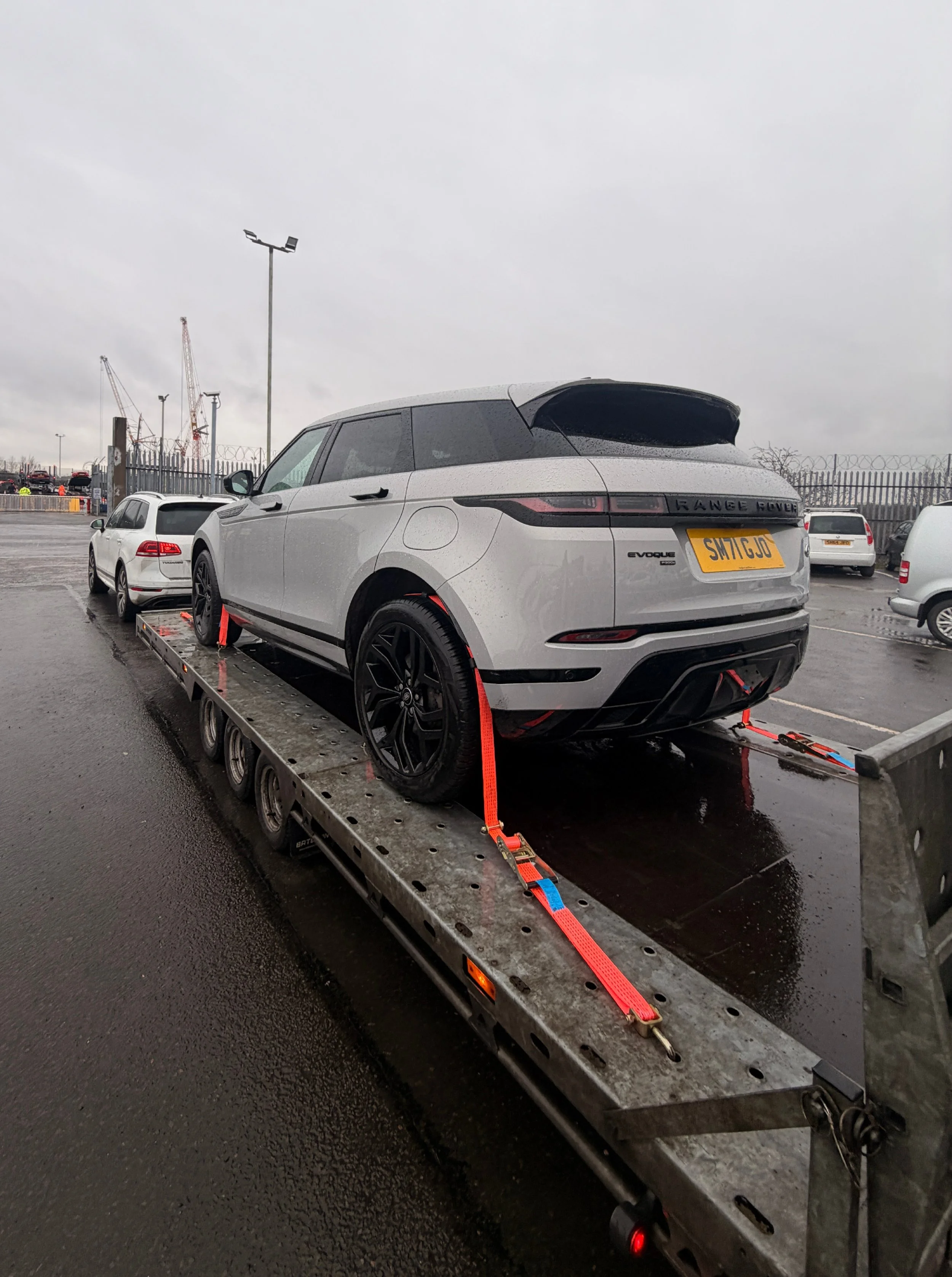 Grey Range Rover on a trailer