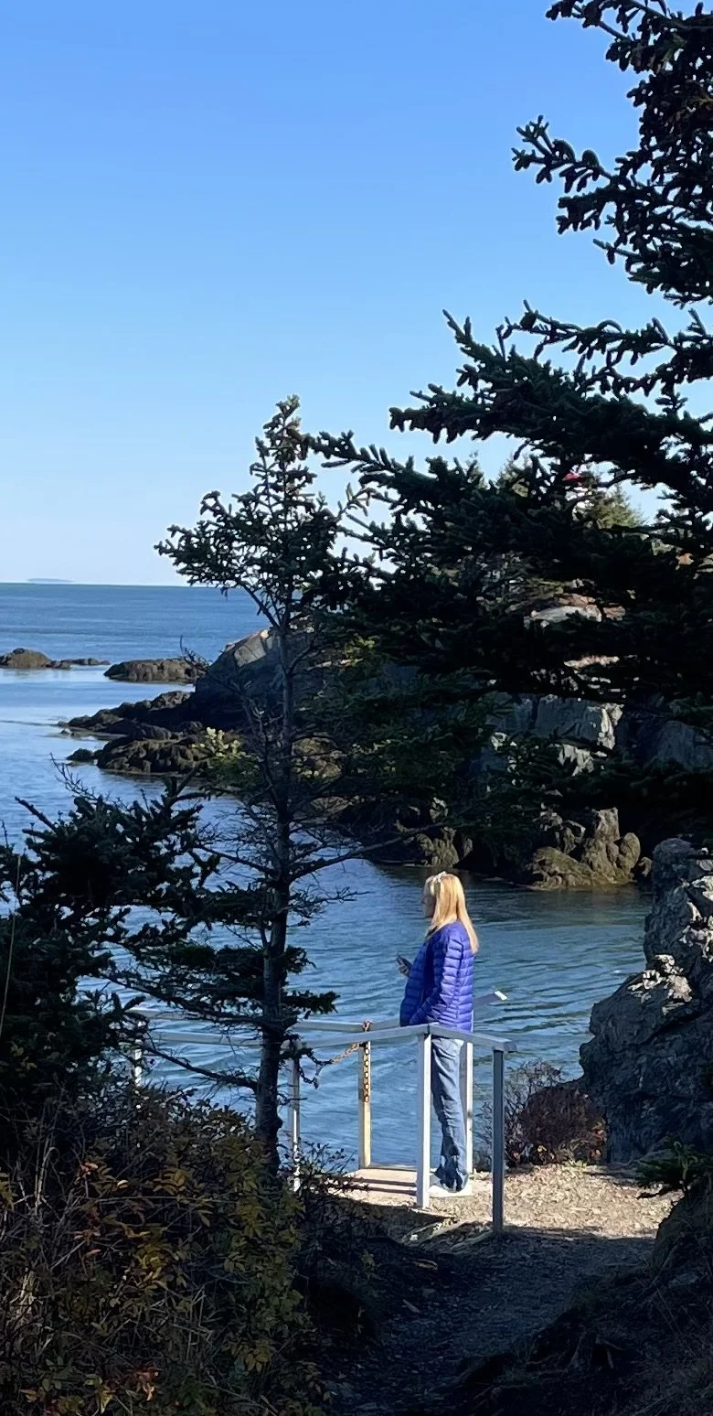 Having a moment at Headharbour LIgjt