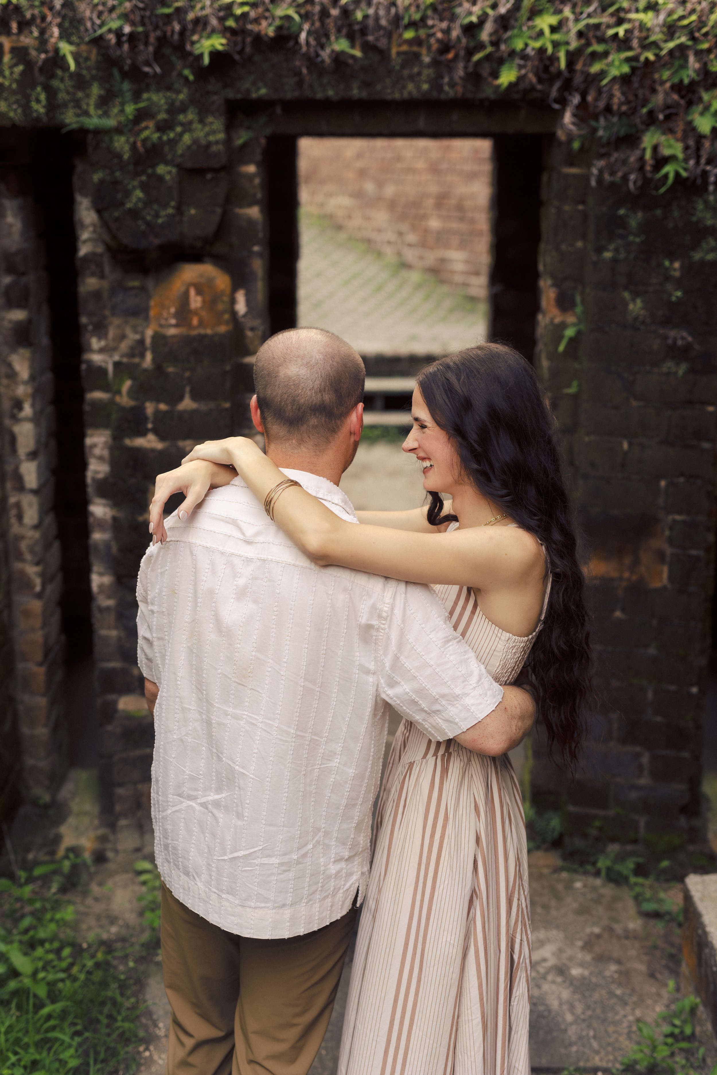 Hannah & Greg-3260.jpg