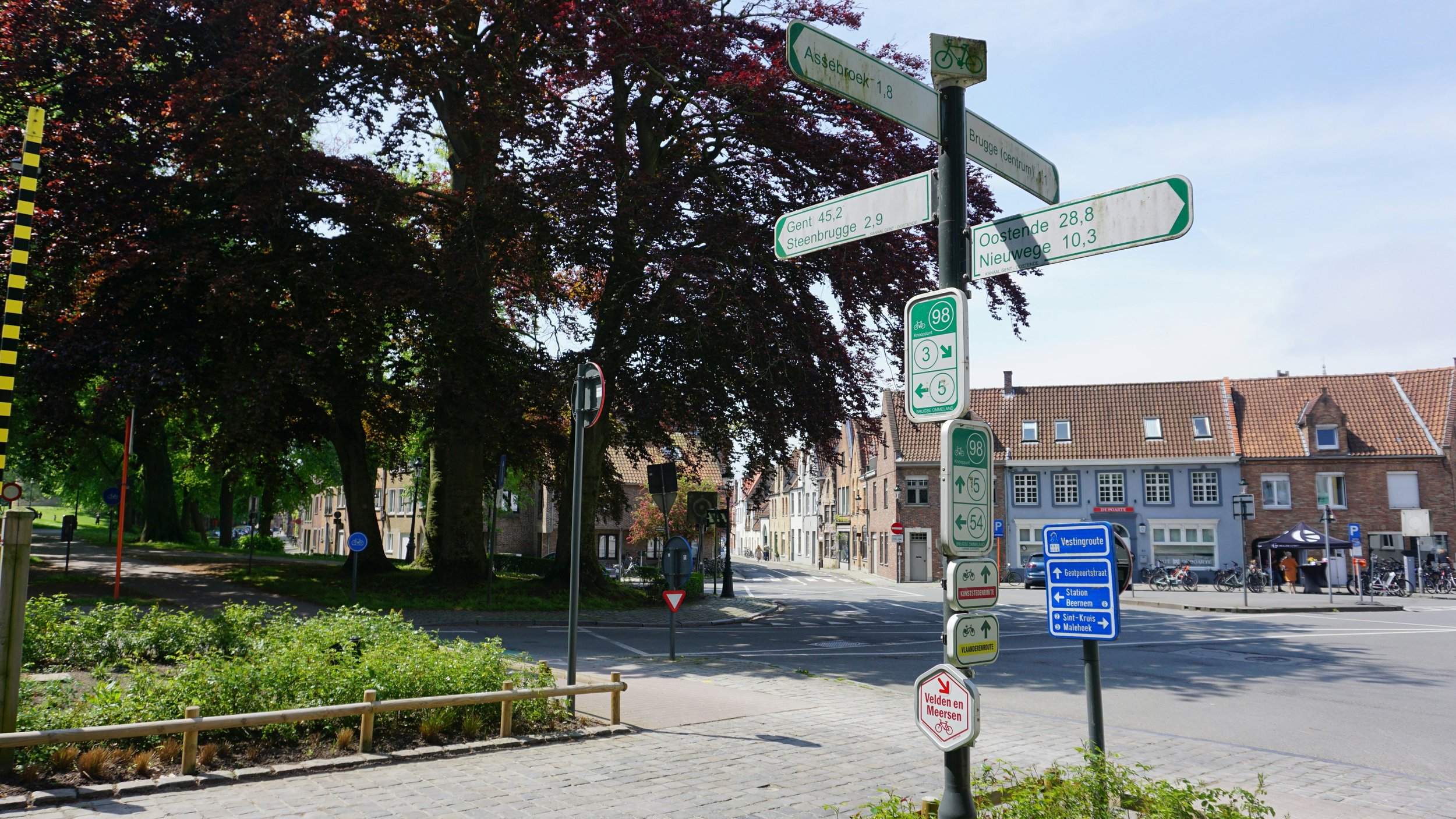 How Much Does Wayfinding Signage Cost? (Pricing Breakdown + What Impacts It)