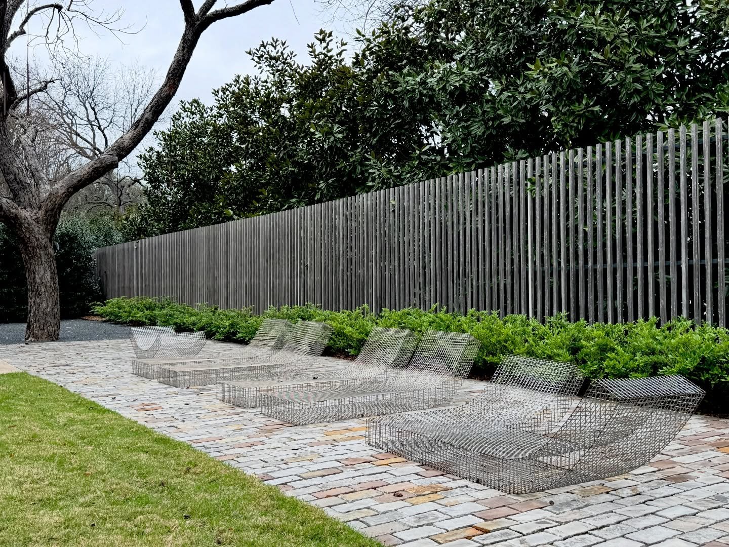 Outdoor space with @hockerdesign + @mullervanseveren + @jonathan_nesci + @joshuaricedsgn 

Photos by @giovanni_82