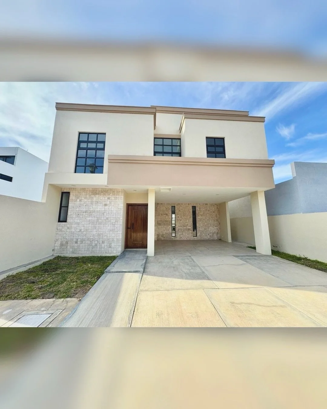 A spec home is more than a construction project.

It is land, design, budgeting, scheduling, materials, trades, and market decisions all coming together into one finished product.

That experience shaped the way we build at SAND | Builders: with plan