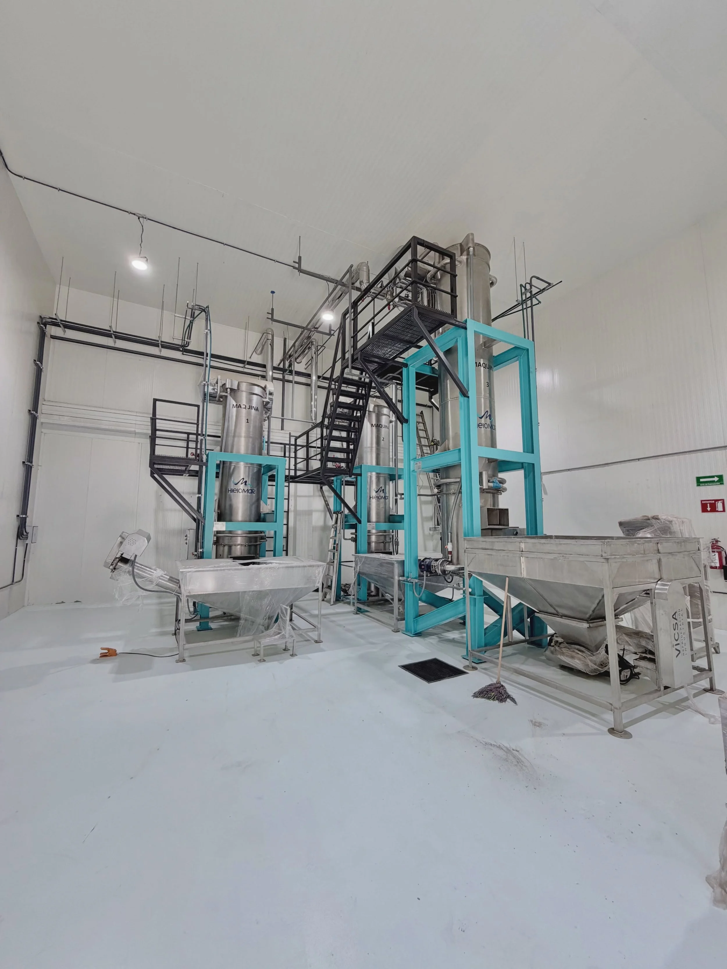 Projects like this demand more than manpower.

Industrial and commercial construction requires communication, planning, coordination, and the ability to think several steps ahead. From permitting and scheduling to equipment, trades, safety, utilities