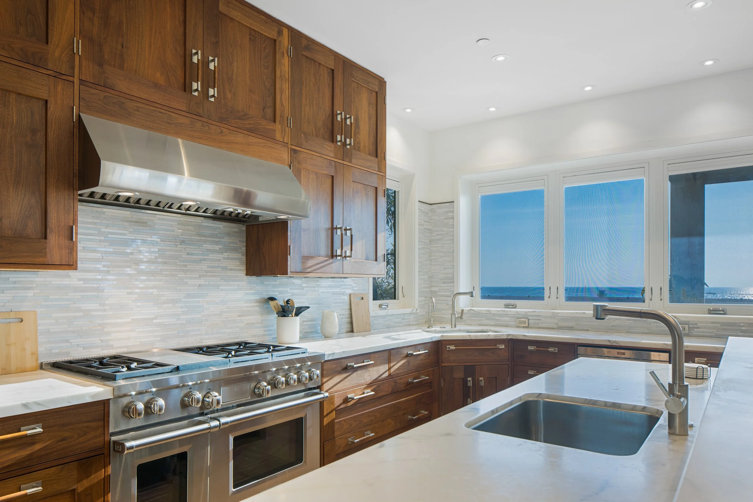 1347 Palisades Beach_013.jpg