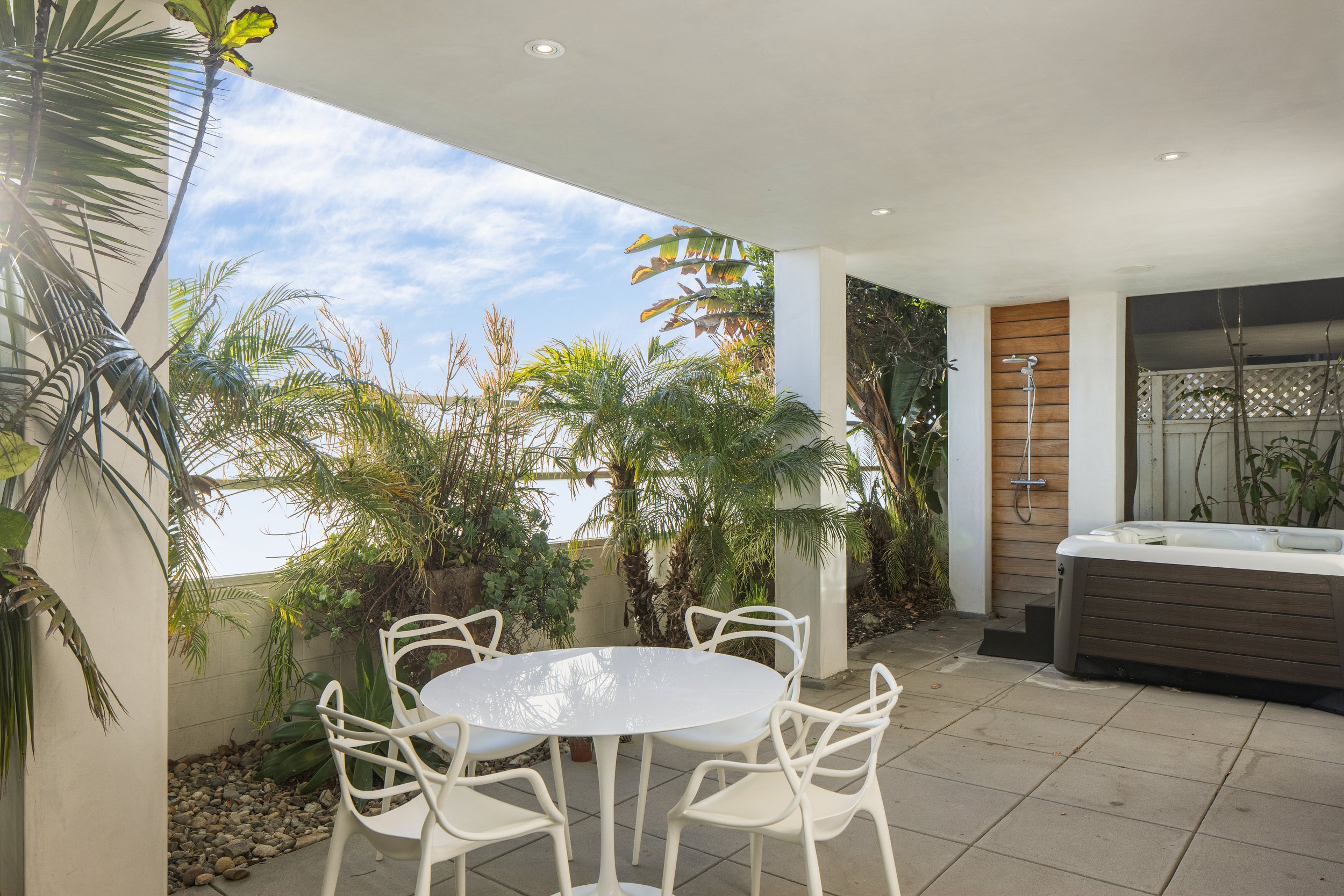 1347 Palisades Beach_033.jpg