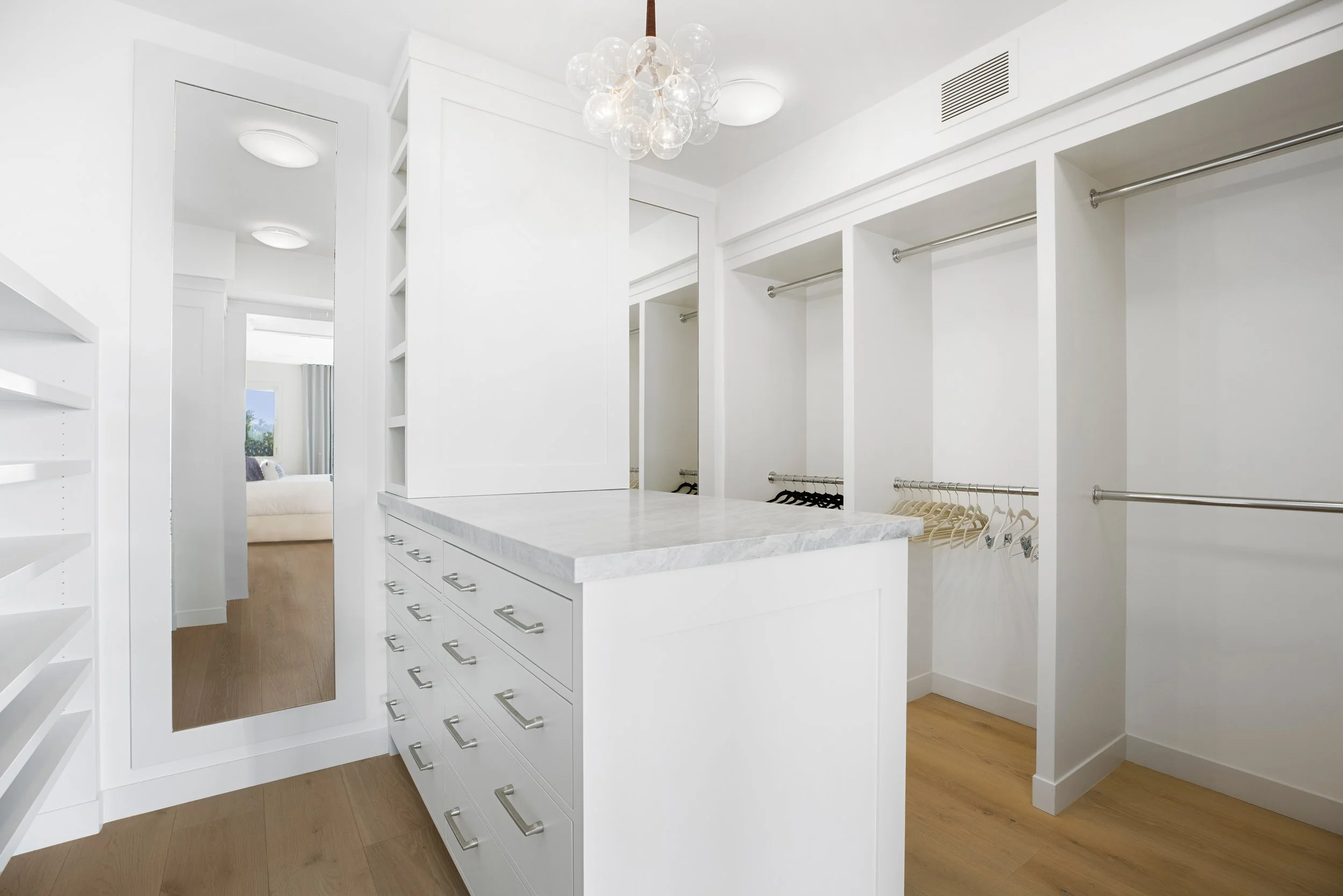 1347 Palisades Beach_053.jpg