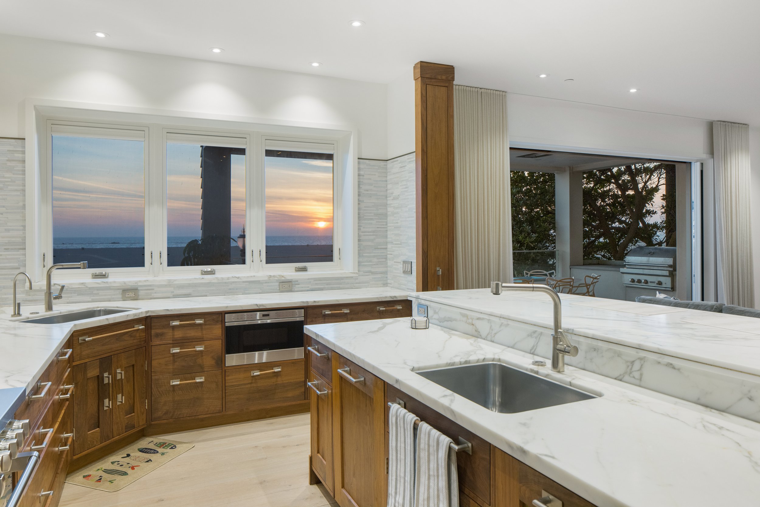 1347 Palisades Beach_072.jpg