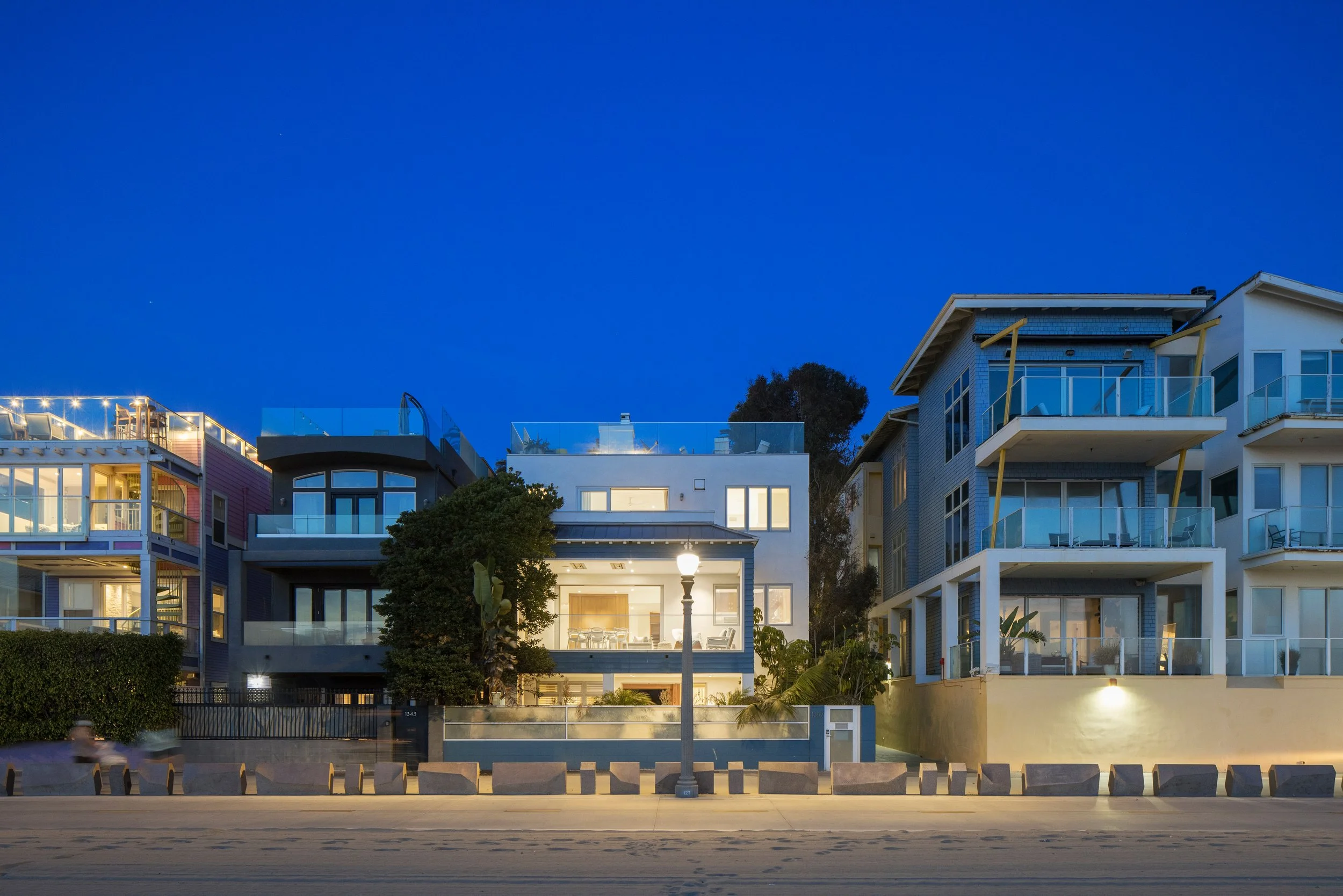 1347 Palisades Beach_091.jpg