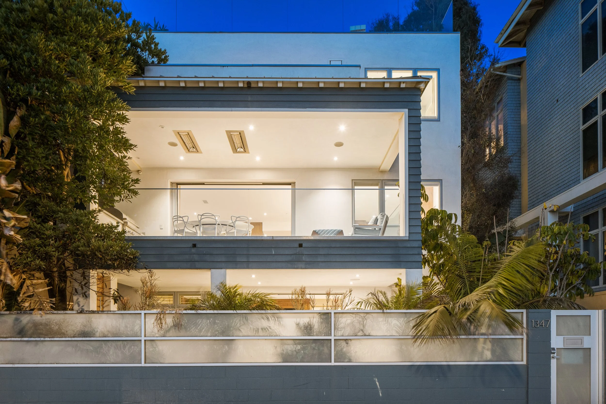 1347 Palisades Beach_092.jpg