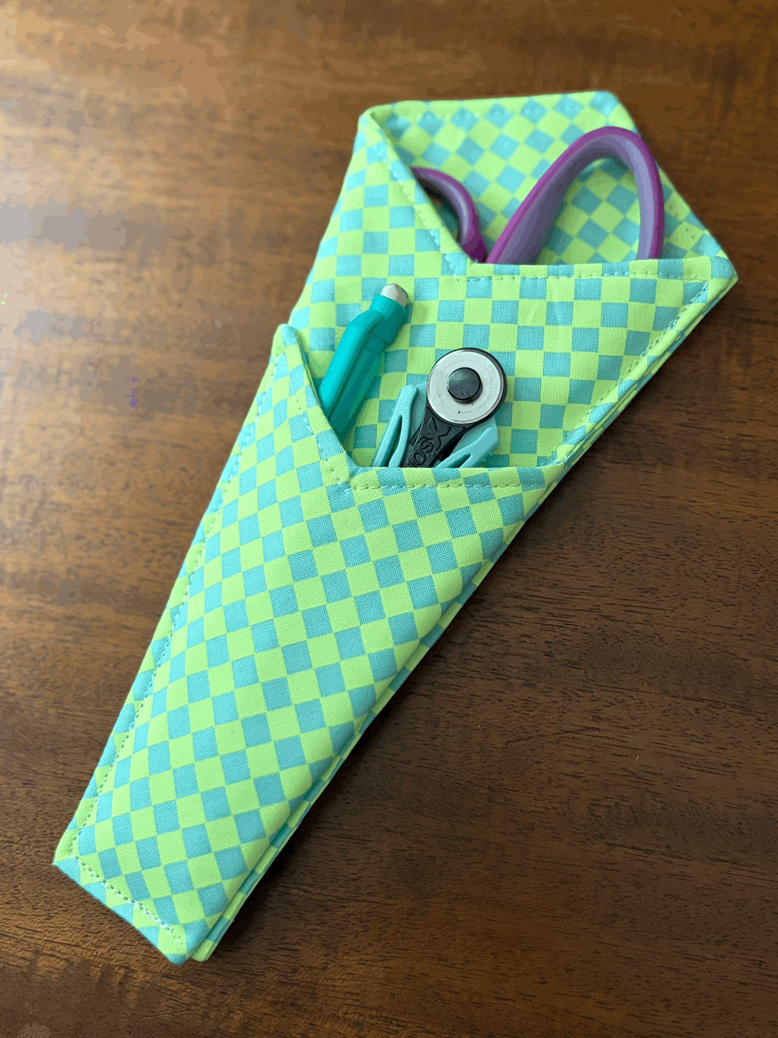 Large Scissor Keeper