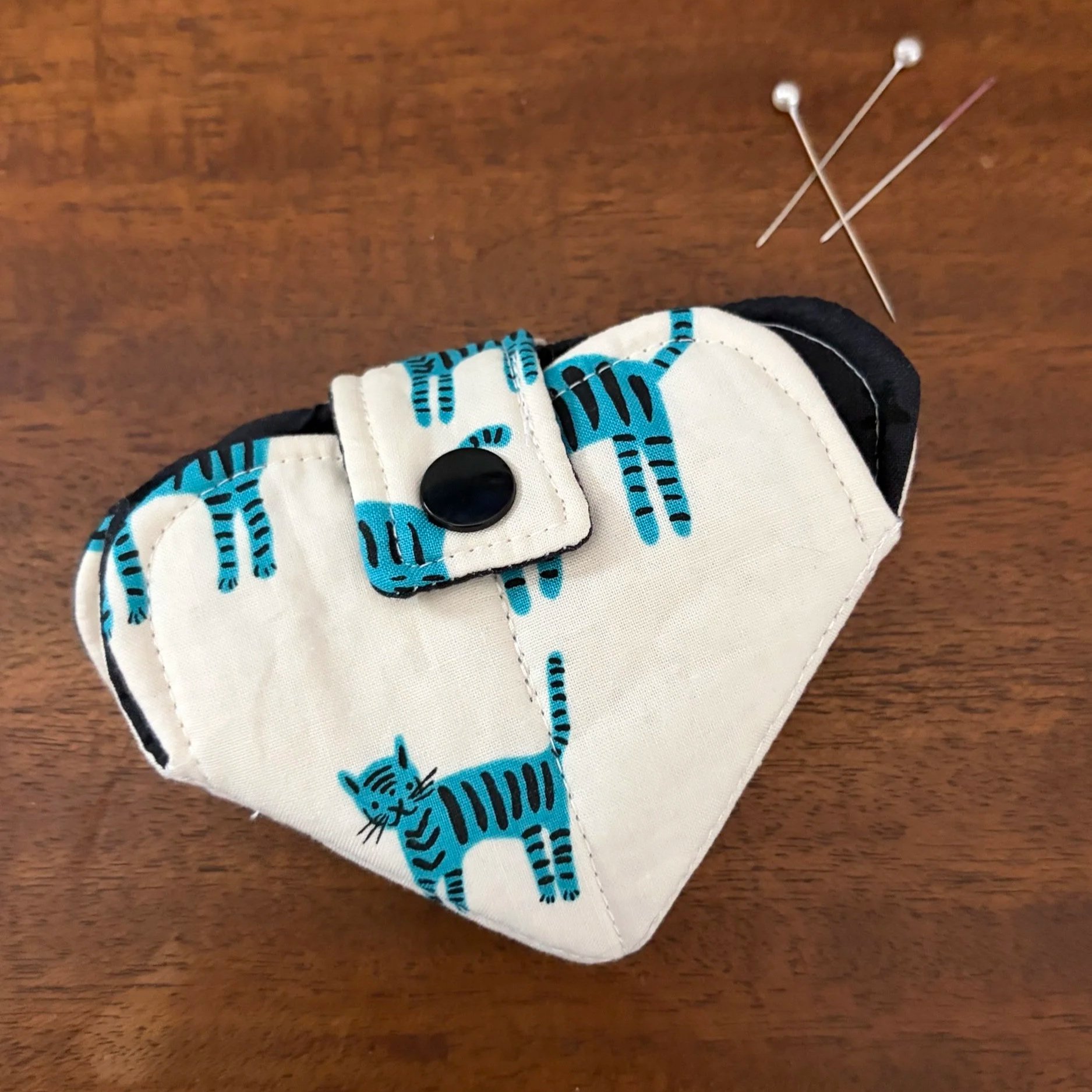 Catnap Fold Up Needle Keeper & Thread Bed