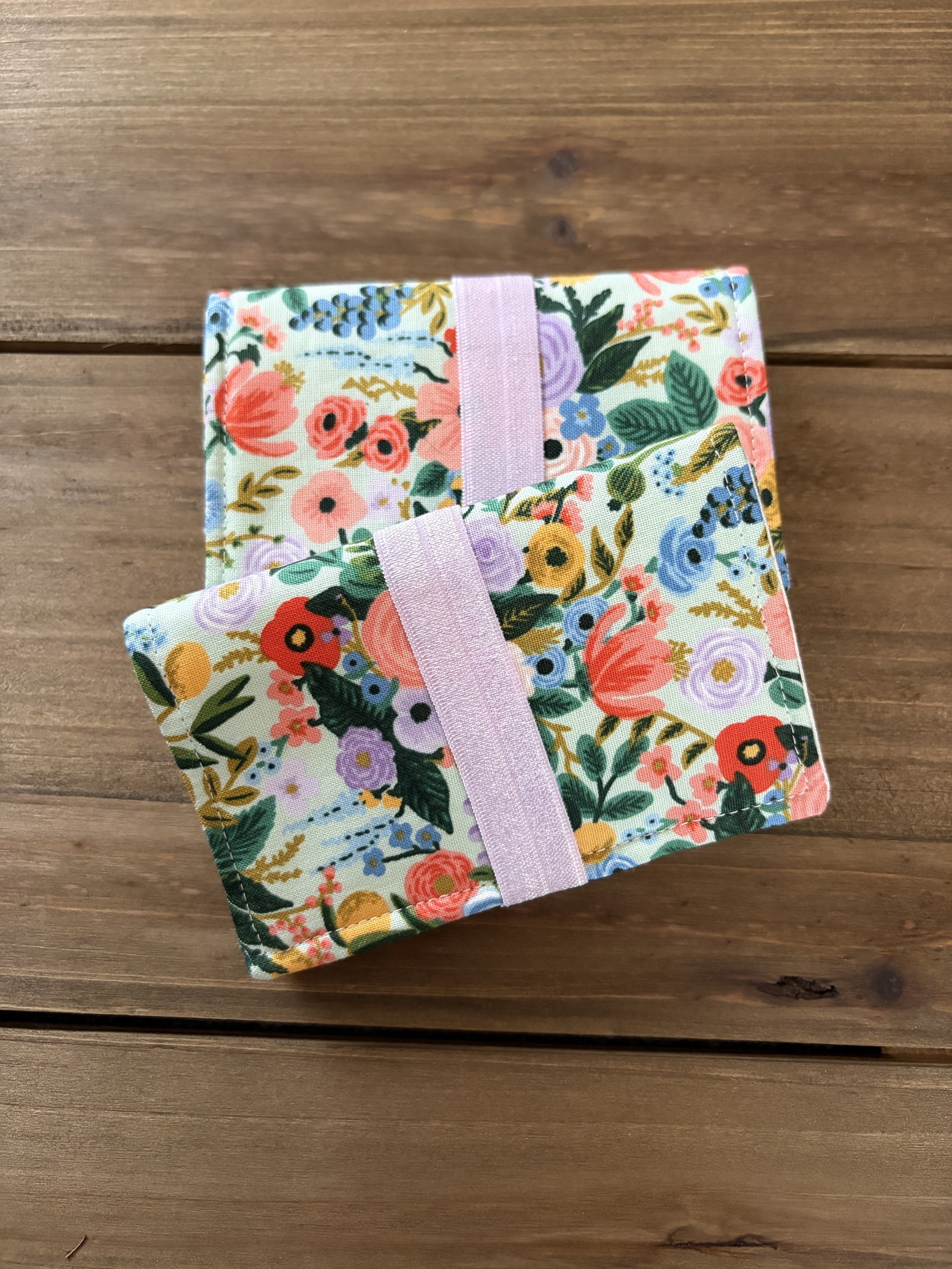 Mini Garden Party Lavender Needle Book