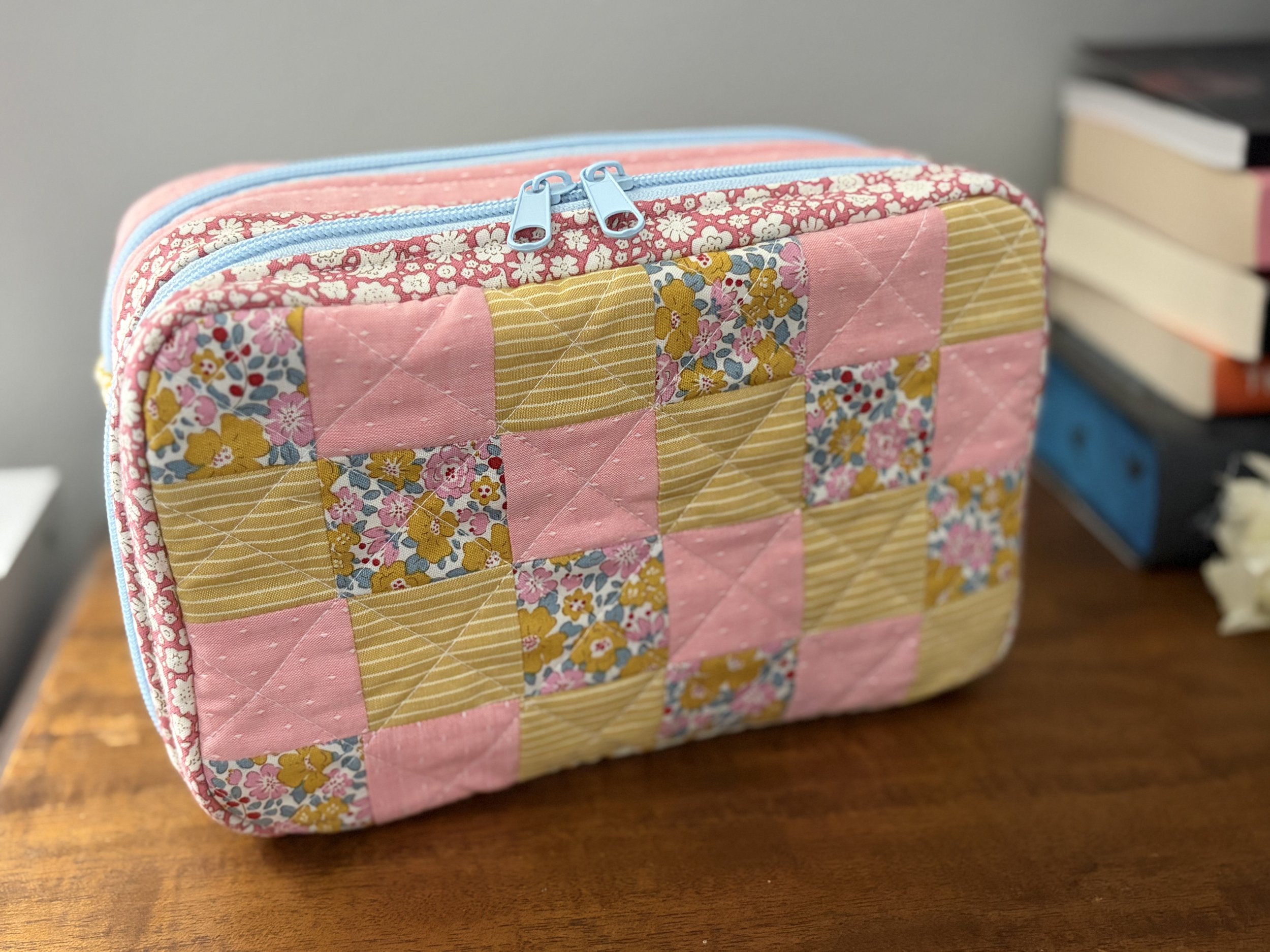 Floral Quilted Zipper Pouch