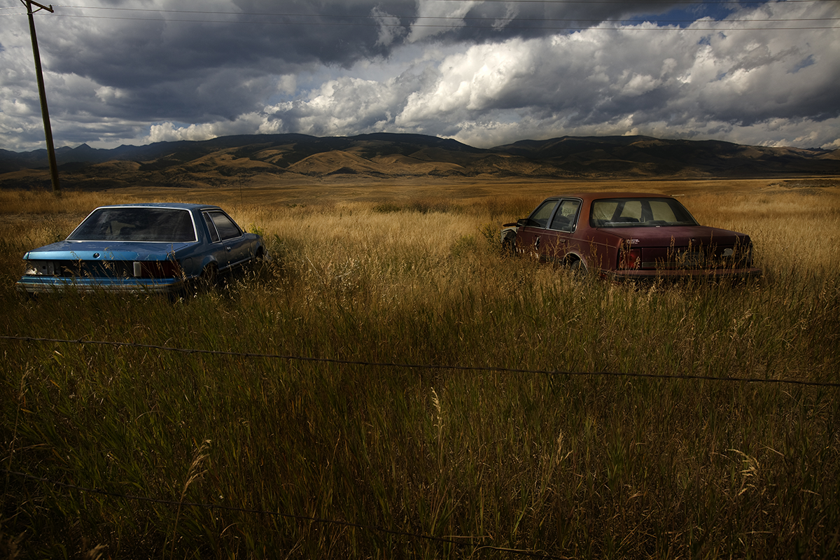 TwoCarsInAMTField.png
