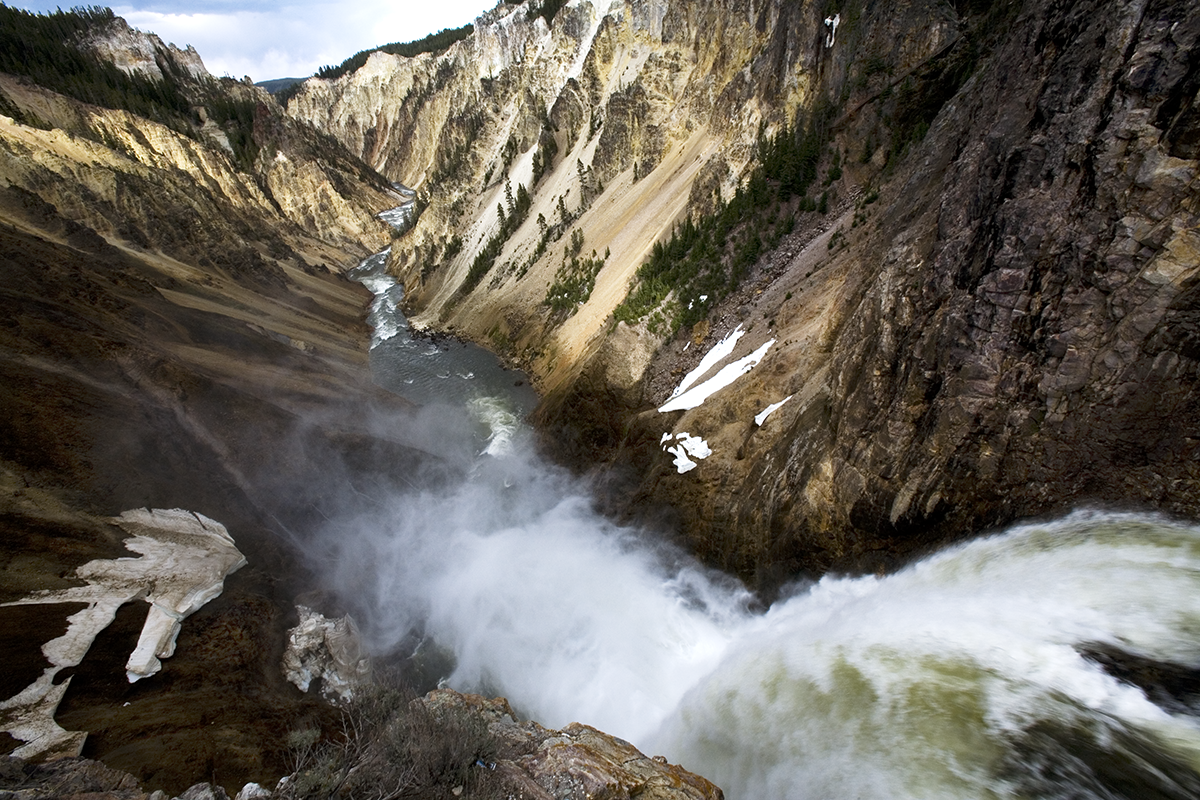 CanyonFallsYellowstonePark.png