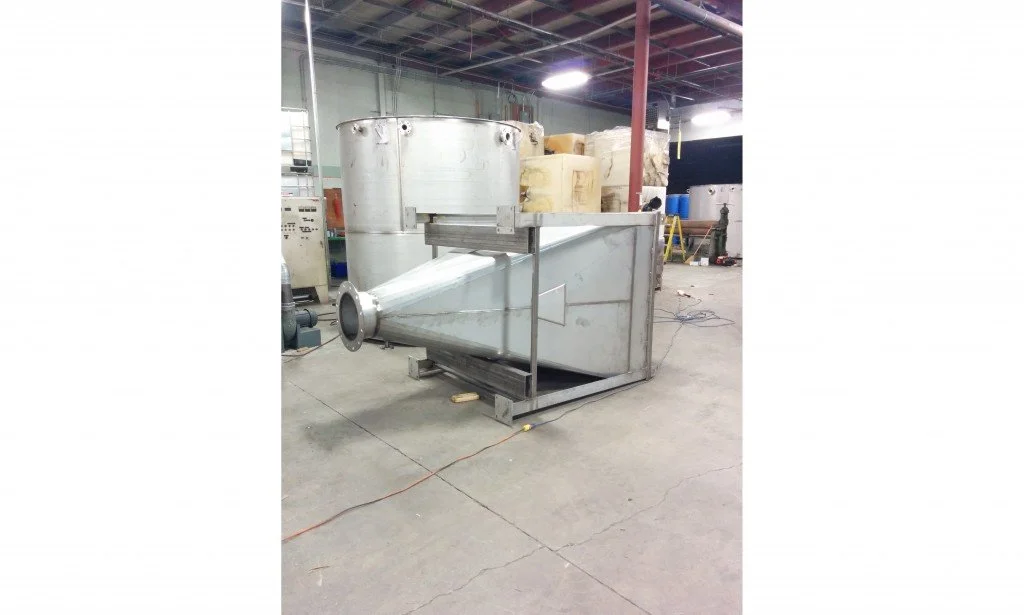 Hawman Container Services - Custom Structural Steel Projects - Personnel access platform for automotive parts plant - Structural Steel  6.jpg