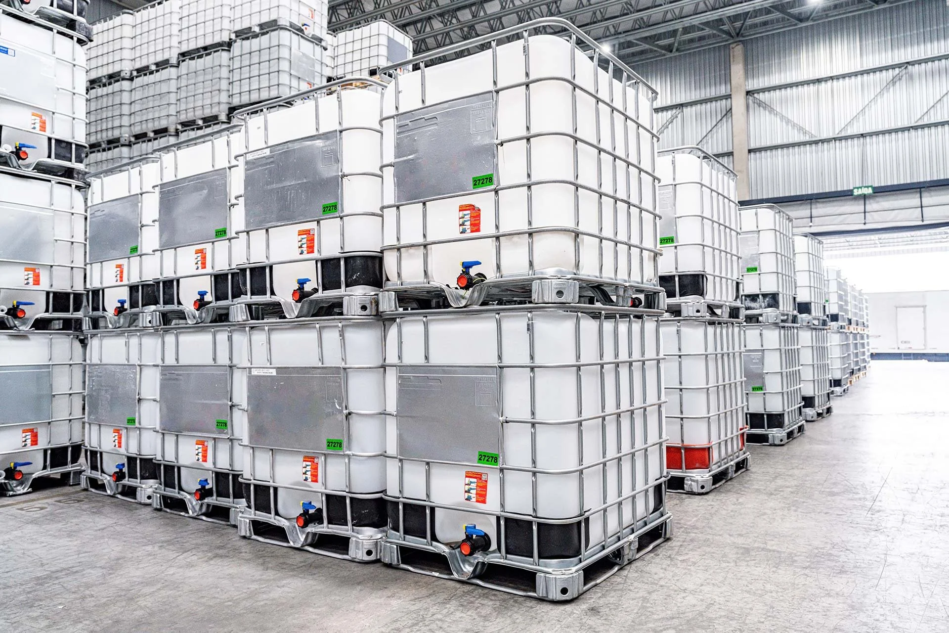 The True Cost of a Cheap IBC Tote: Why Durable Containers Always Win Over 10 Years