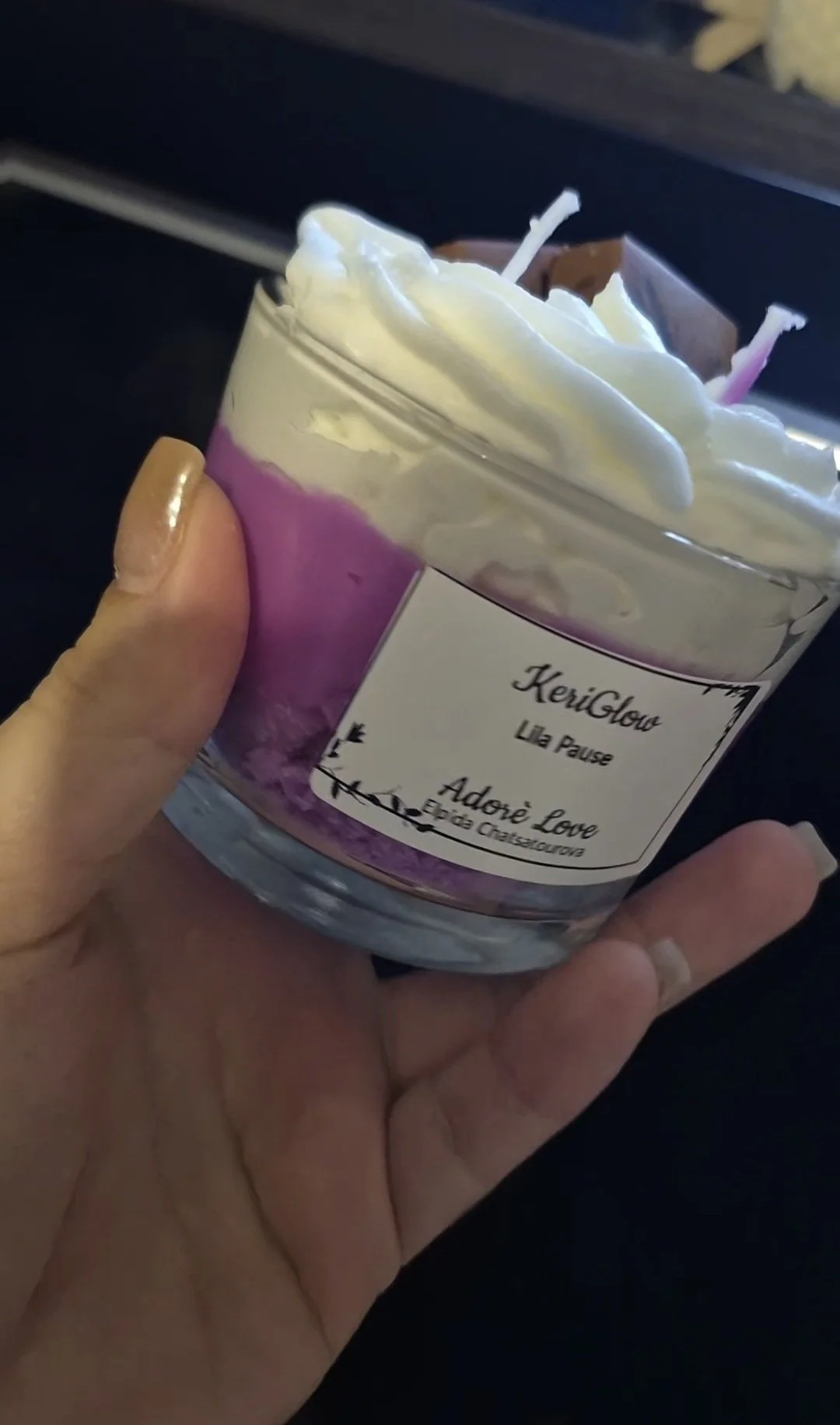 Χειροποίητο κερί σε γυάλινο βάζο με στρώσεις σε μωβ και λευκό χρώμα — Lila Pause

Κωδικός Είδους: LPC018