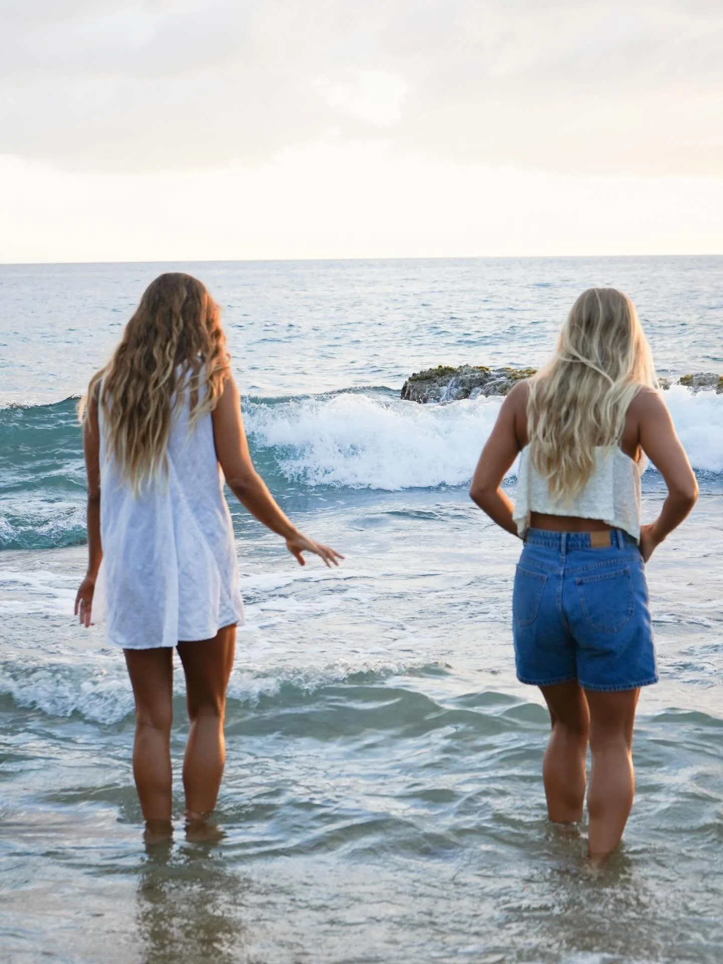 ✨LAST SPACE✨ 
PUERTO RICO W. EL SOL CLUB X @ommi_oc 
MARCH 4TH- 9TH 2026 

This &amp;

no emails
endless waves
delicious meals 
deep belly laughs
new friendship
yin yoga
no to do lists 
movement 
relaxing 
creating
manifesting
learning something new
