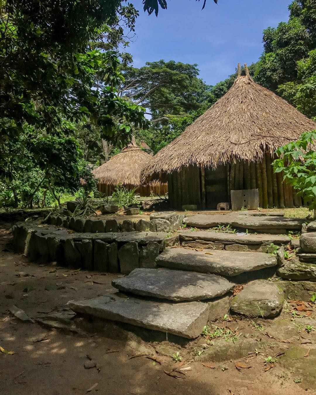 casas-indigenas-en-el-parque-tayrona.jpg