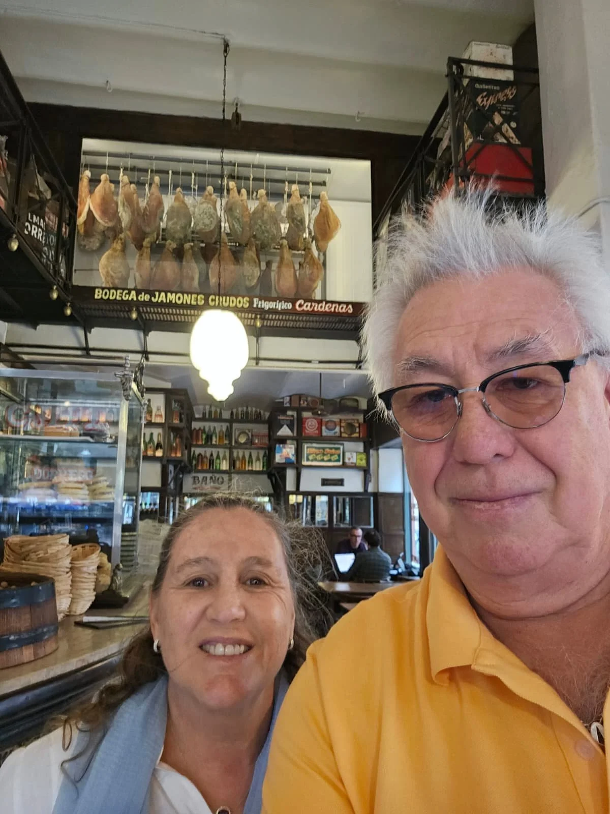 Selfie both bar.jpg