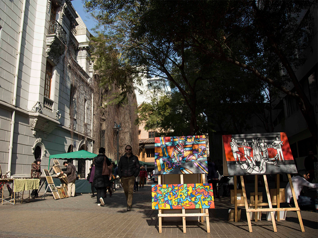 Lastarria Santiago de Chile.jpg