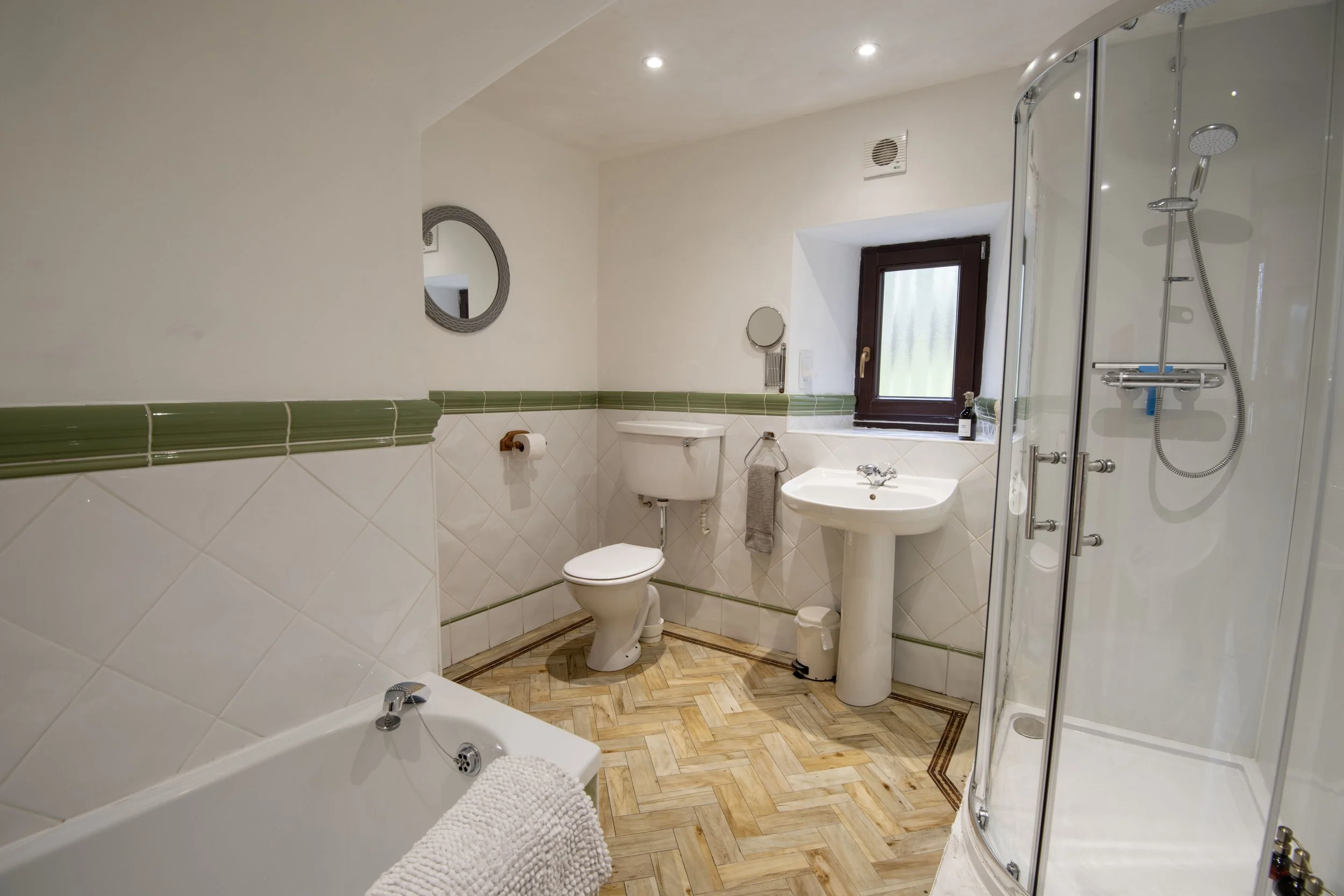 Downstairs bathroom.jpg