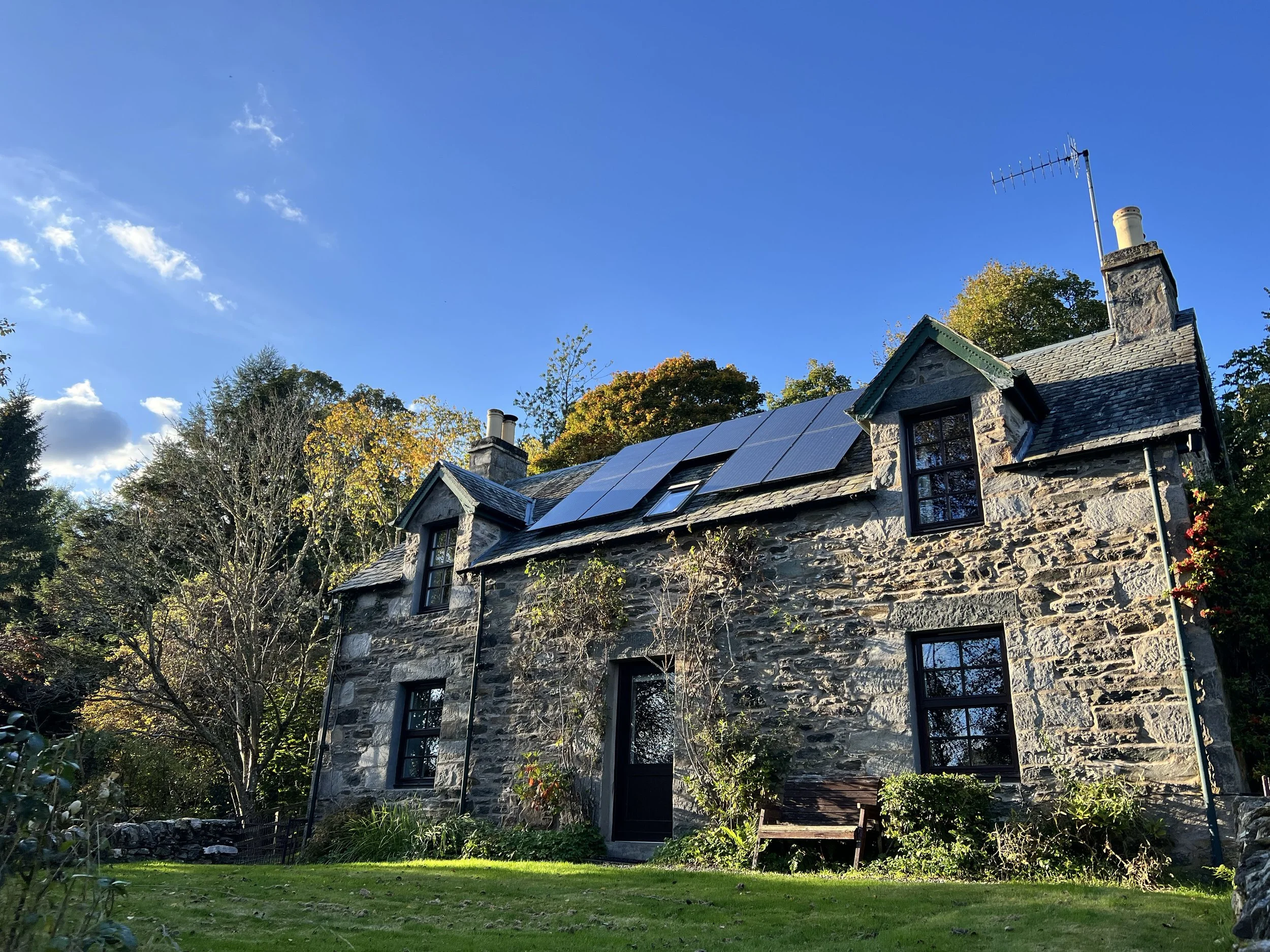 Front of house 2.jpg