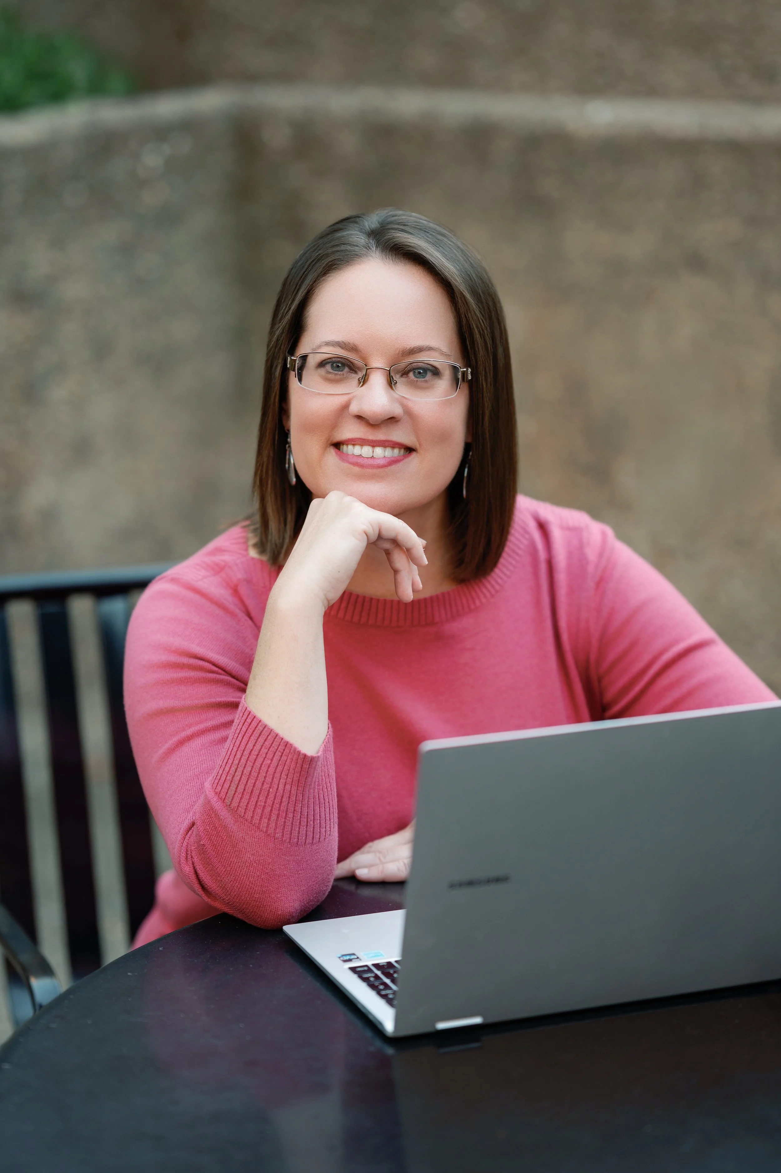 Summer Verhines, LCSW, online adoption and pregnancy loss therapist