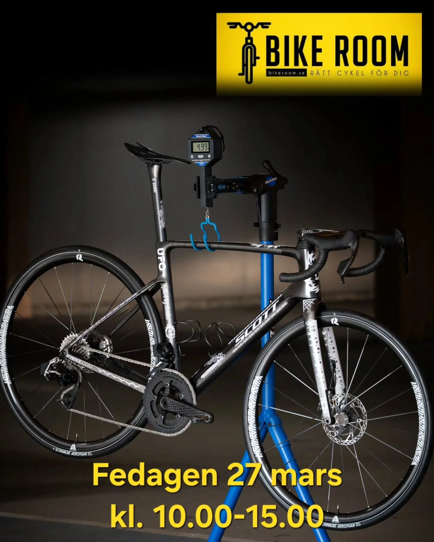 Sverigepremi&auml;r! Missa inte chansen att f&aring; se SCOTT Addict RC SUB5 live!
🚲
Cykeln kommer endast p&aring; ett tillf&auml;lligt och unikt bes&ouml;k under grand opening fredagen 27 mars. Cykeln rullas in i butiken klockan 10.00 och finns att