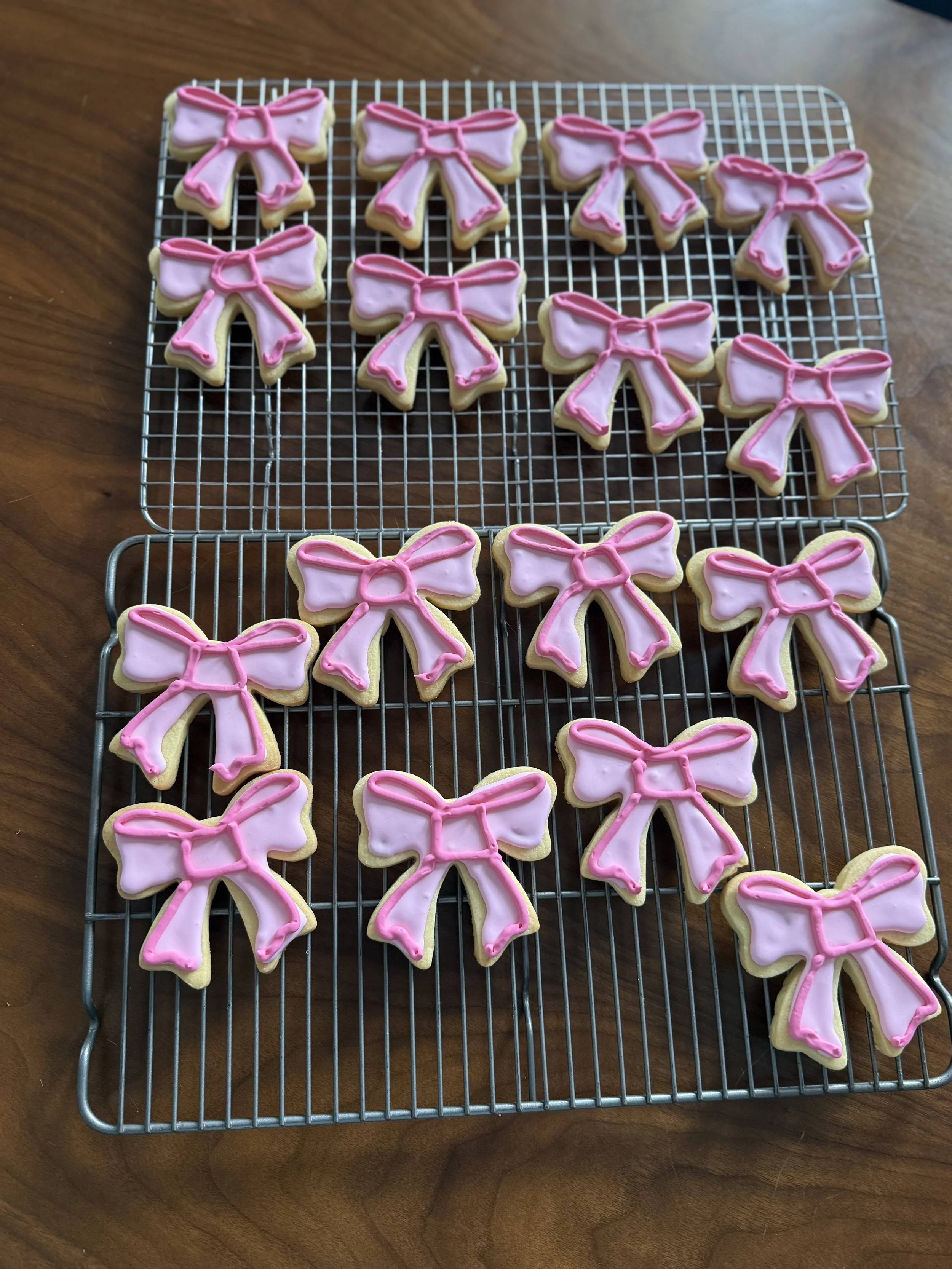 Bow Custom Rolled Butter Cookies
