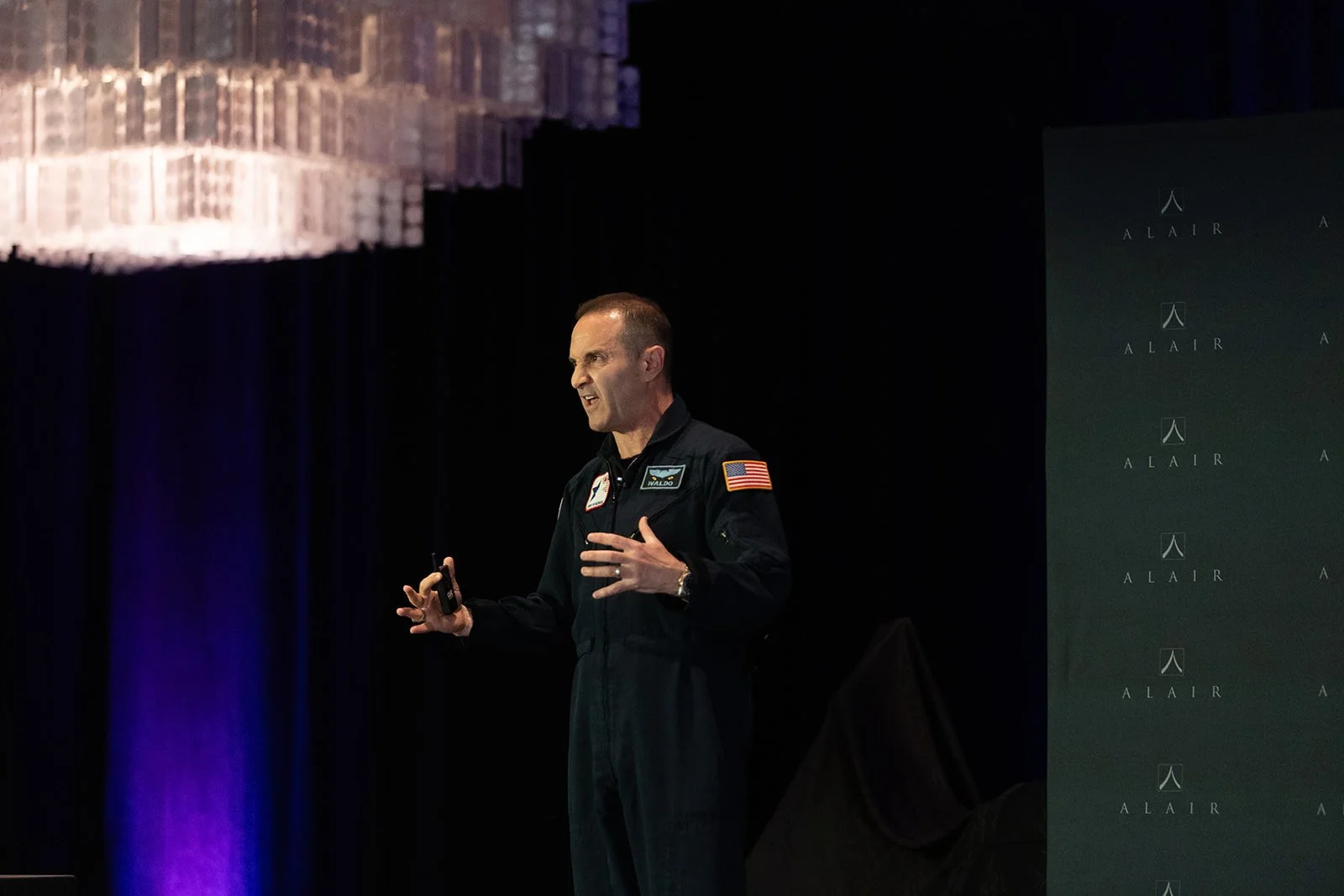 San Diego motivational speaker at Convention. San Diego event photographers.