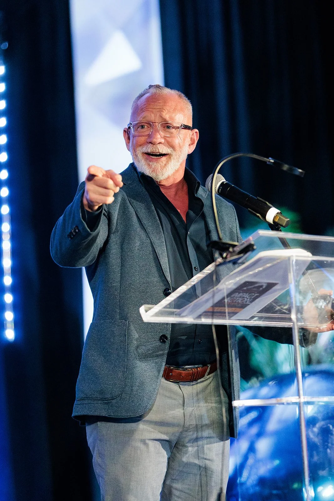 Man Winning Award at Convention. San Diego Event Photography