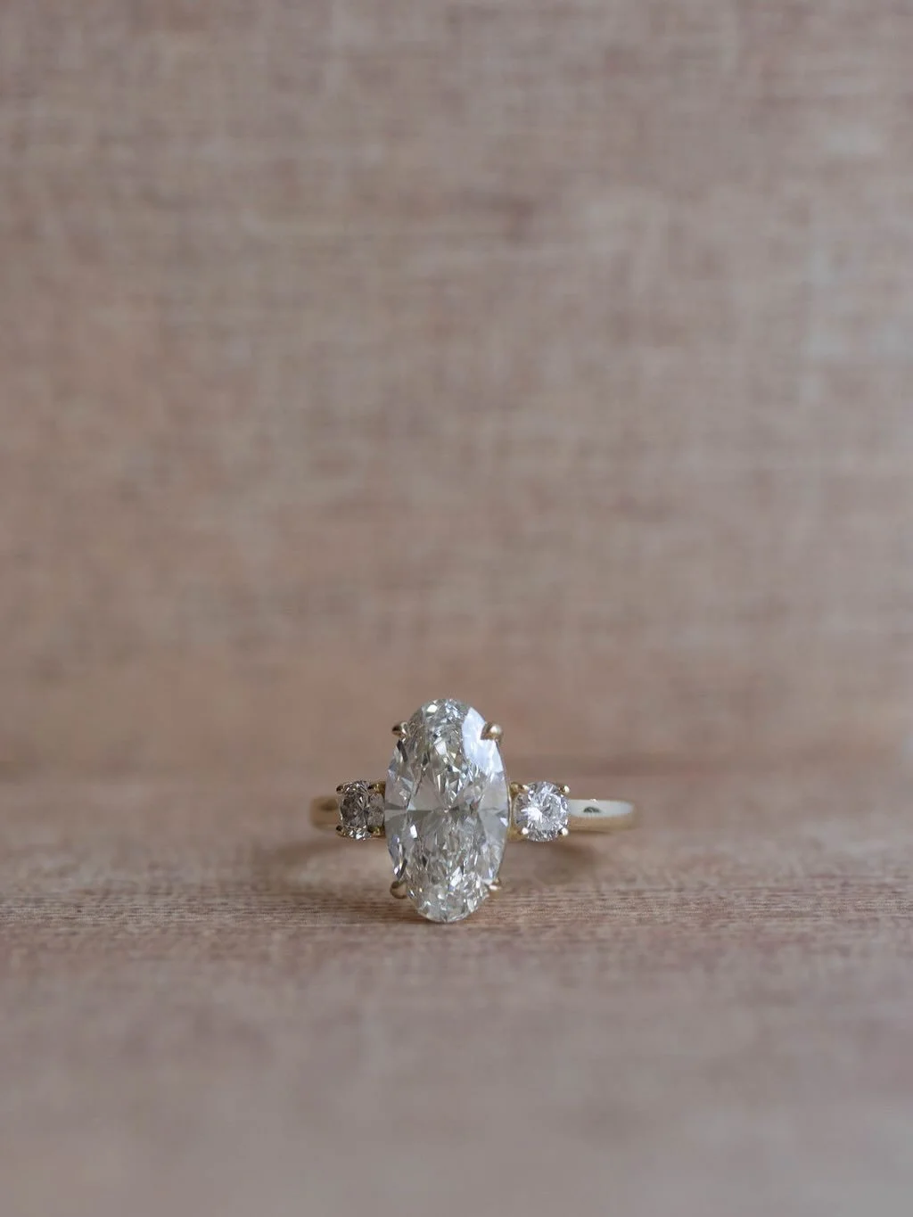 The ovals are ovaling ✨

Swipey swipe to find your fave one! I dub myself the queen of theeeee perfect oval &bull; 

[oval diamond ring , moval diamond, oval engagement ring, three stone oval, moval diamond engagement ring, custom oval diamond engage