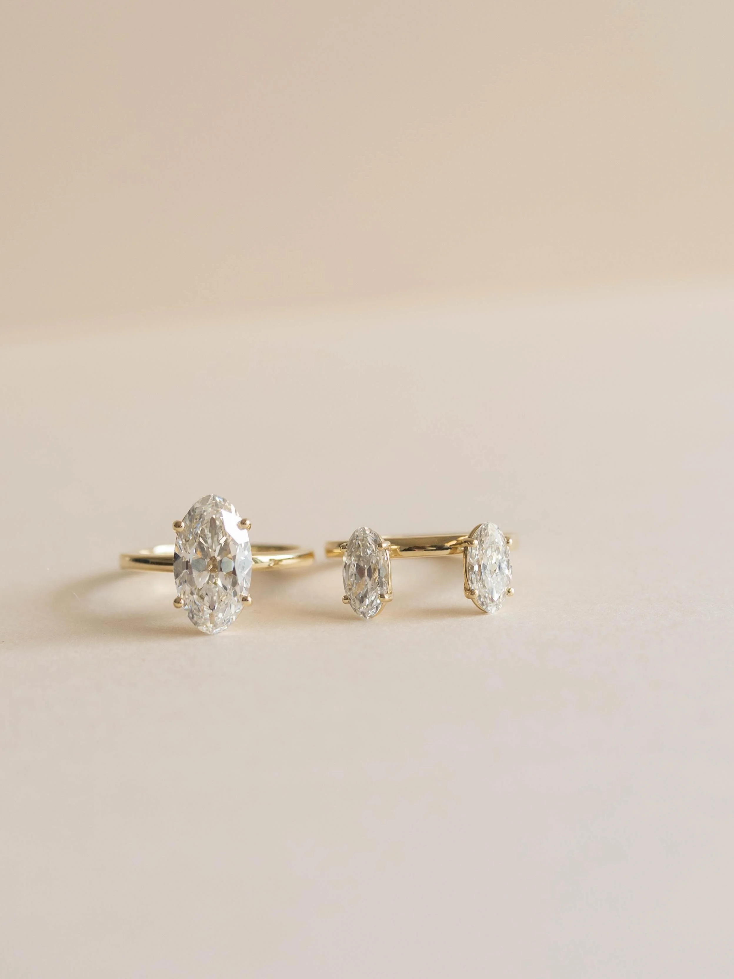 When your ring can change its fit ✨ 

3.8 antique moval &bull; 2 ctw antique movals &bull; ring enhancer

[moval diamond ring, antique moval, antique diamond ring, ring enhancer, ring jacket, antique diamond engagement ring]
