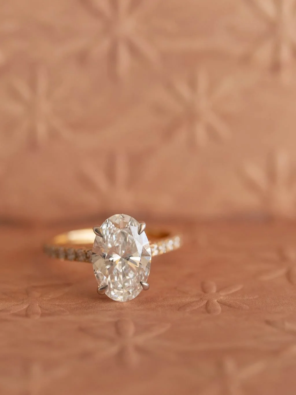 Ovals do the most ✨

2 carat &bull; pave &bull; hidden halo &bull; 2 toned 💎

[oval diamond ring, oval diamond, oval pave engagement ring, oval cut diamond]