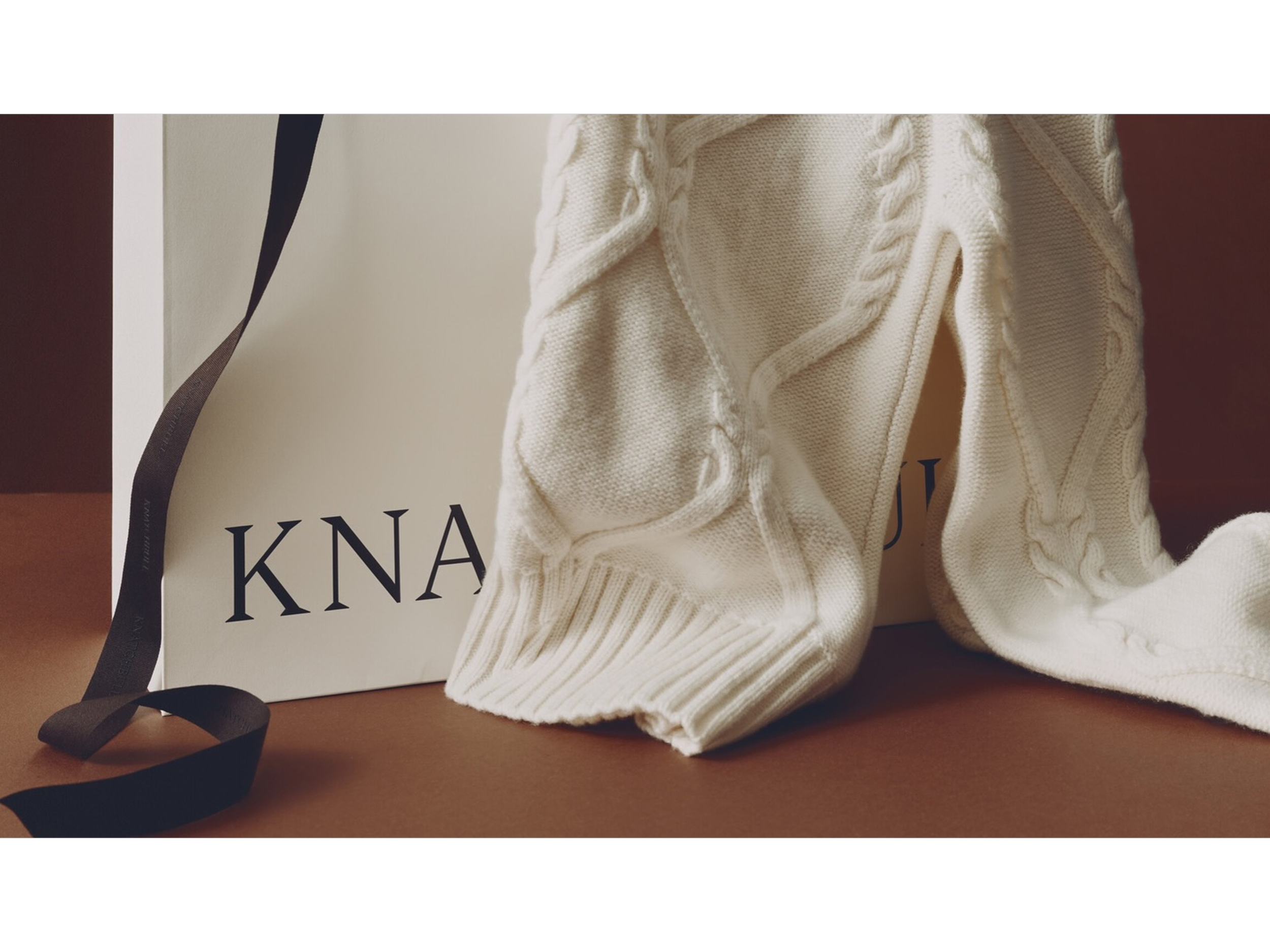 KNATCHBULL
For the modern muse