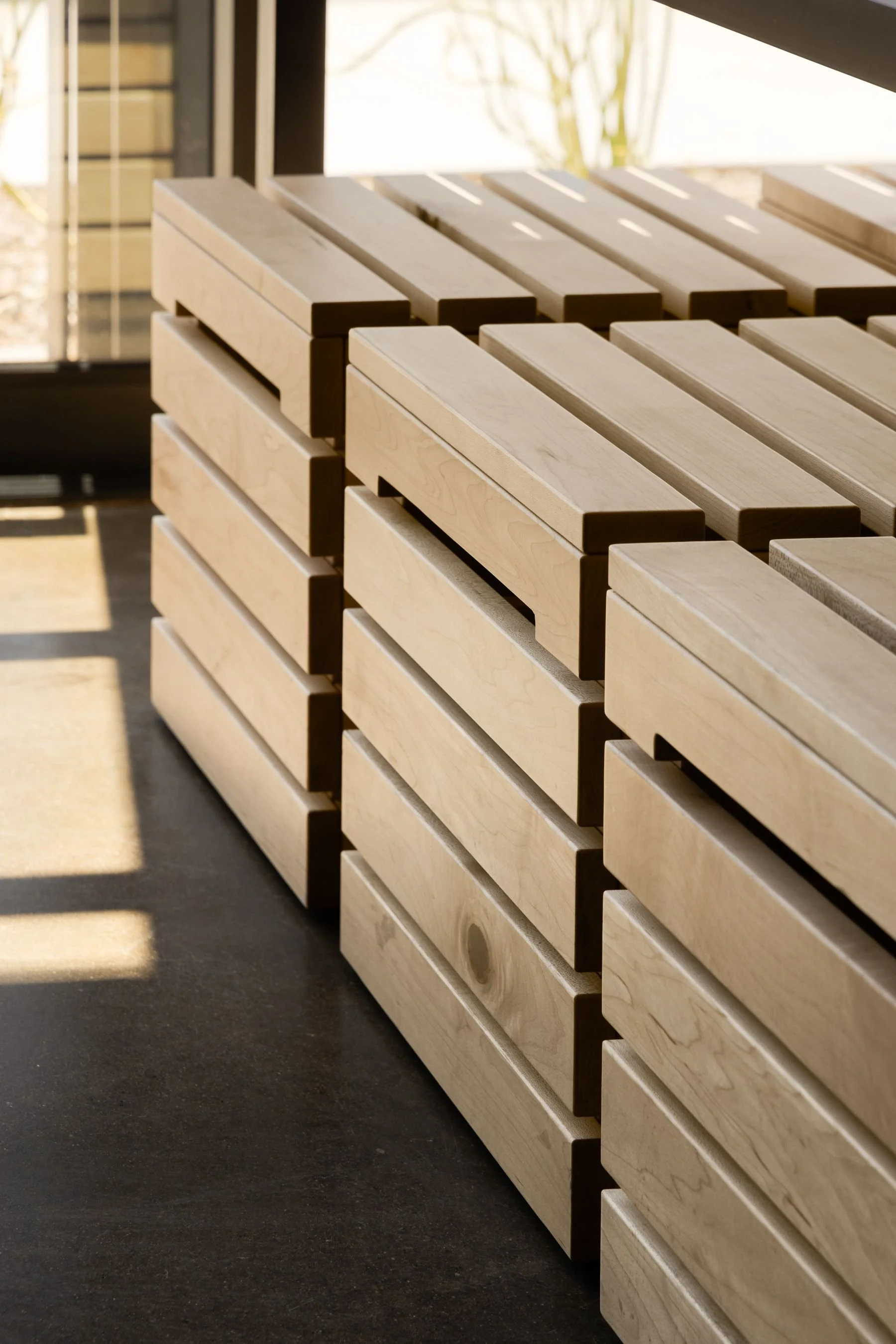 ate-brewing-phoenix-brewery-reclaimed-wood-bench-design.jpeg