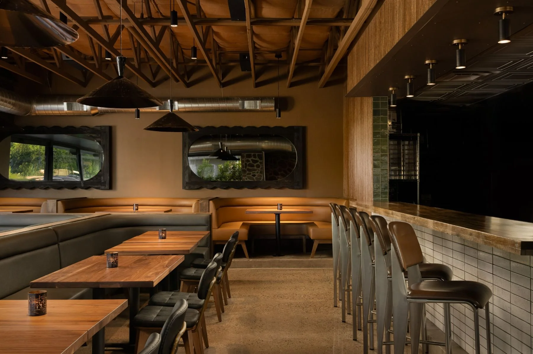 olivers-modern-american-restaurant-private-dining-room.jpeg