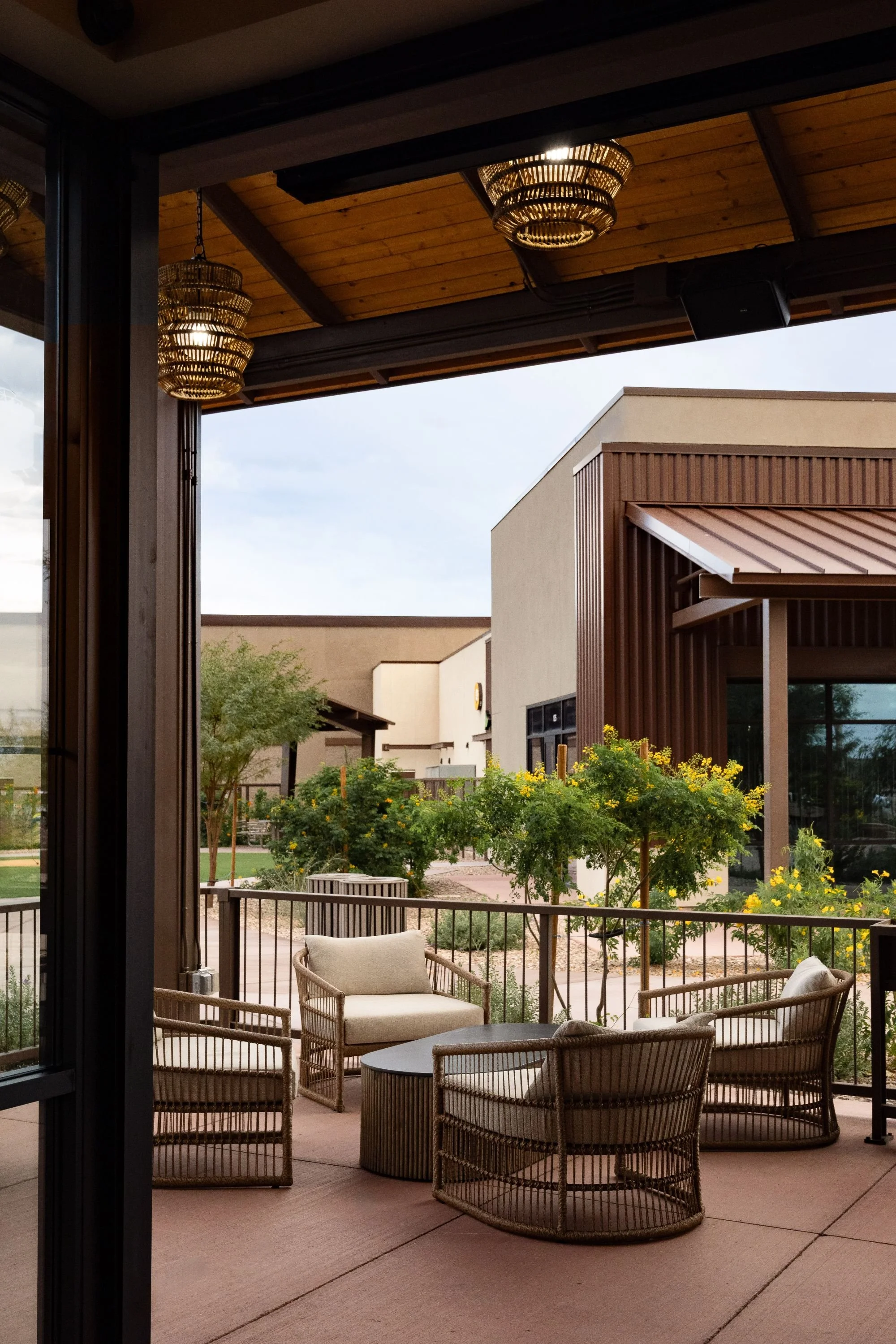 sparrow-restaurant-patio-outdoor-lounge-seating.jpeg