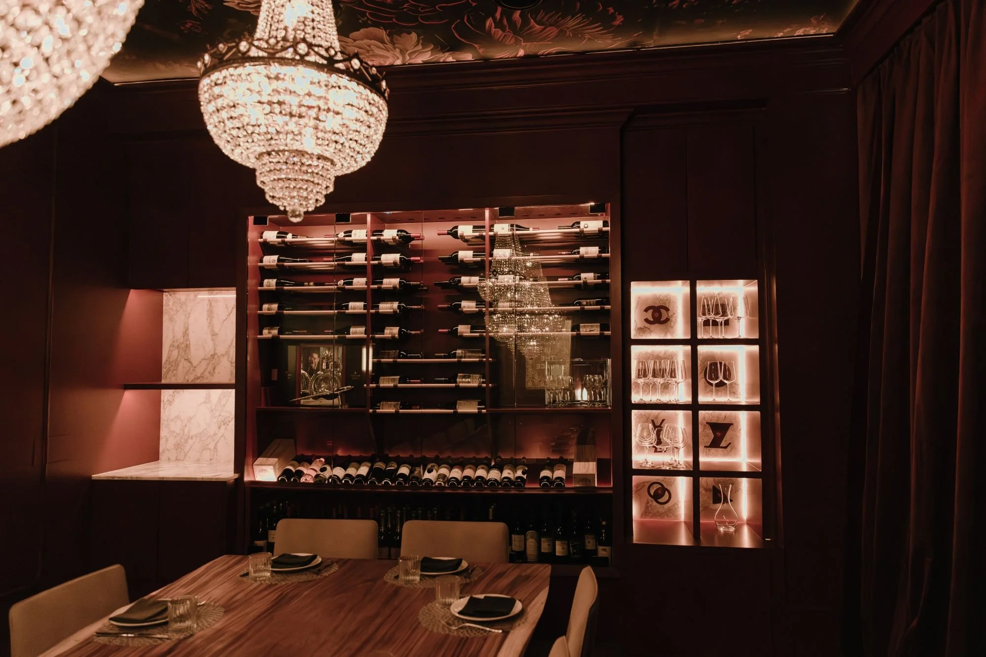 the-guest-house-austin-pdr-wine-wall-marble-bar-design.jpeg