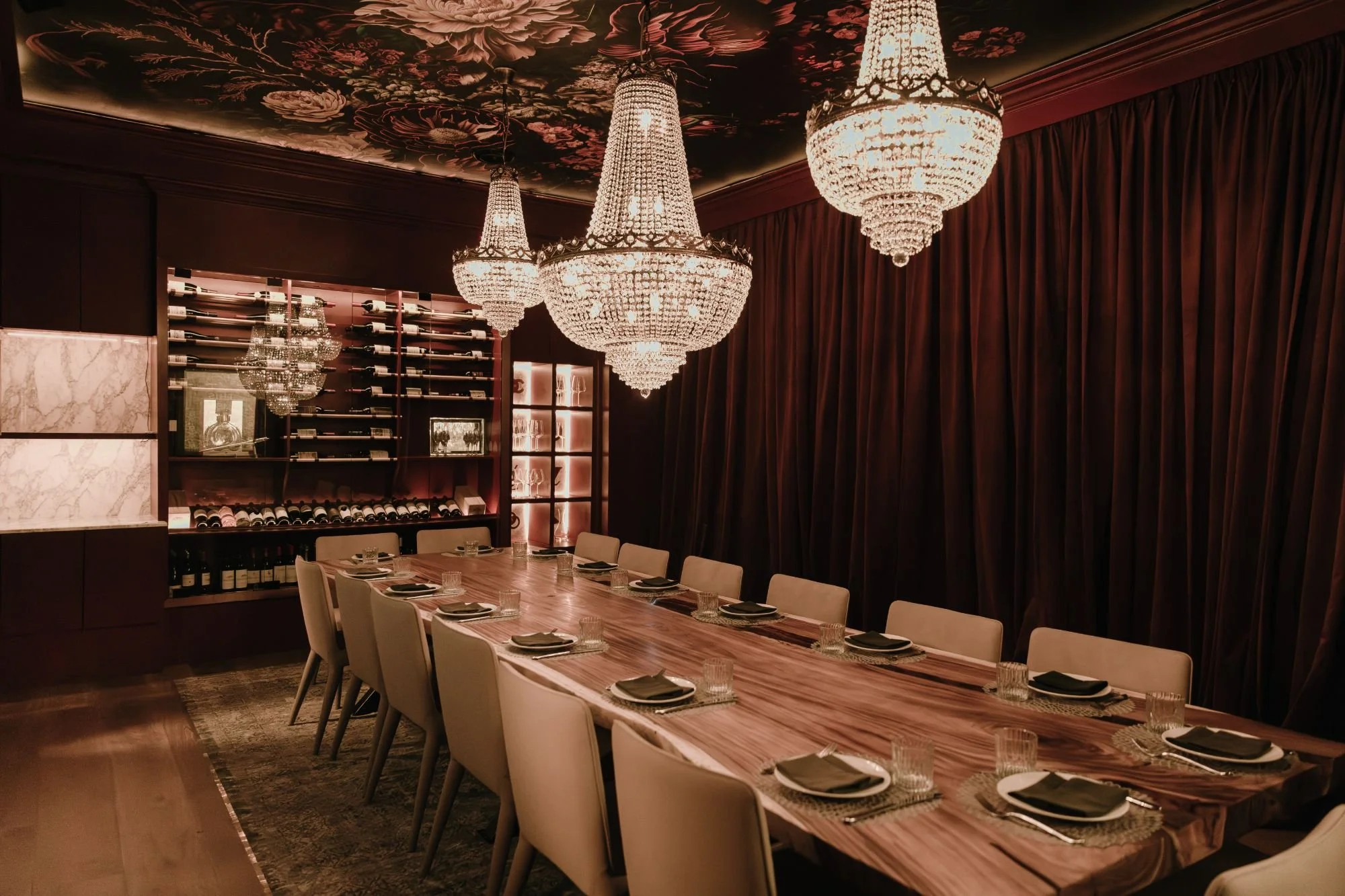 the-guest-house-austin-pdr-long-dining-table-drape-design.jpeg