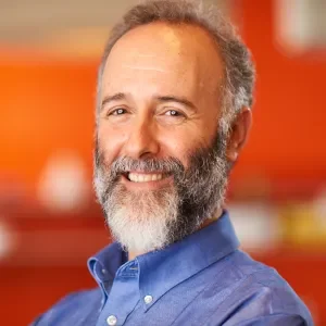 Alon Chaver headshot