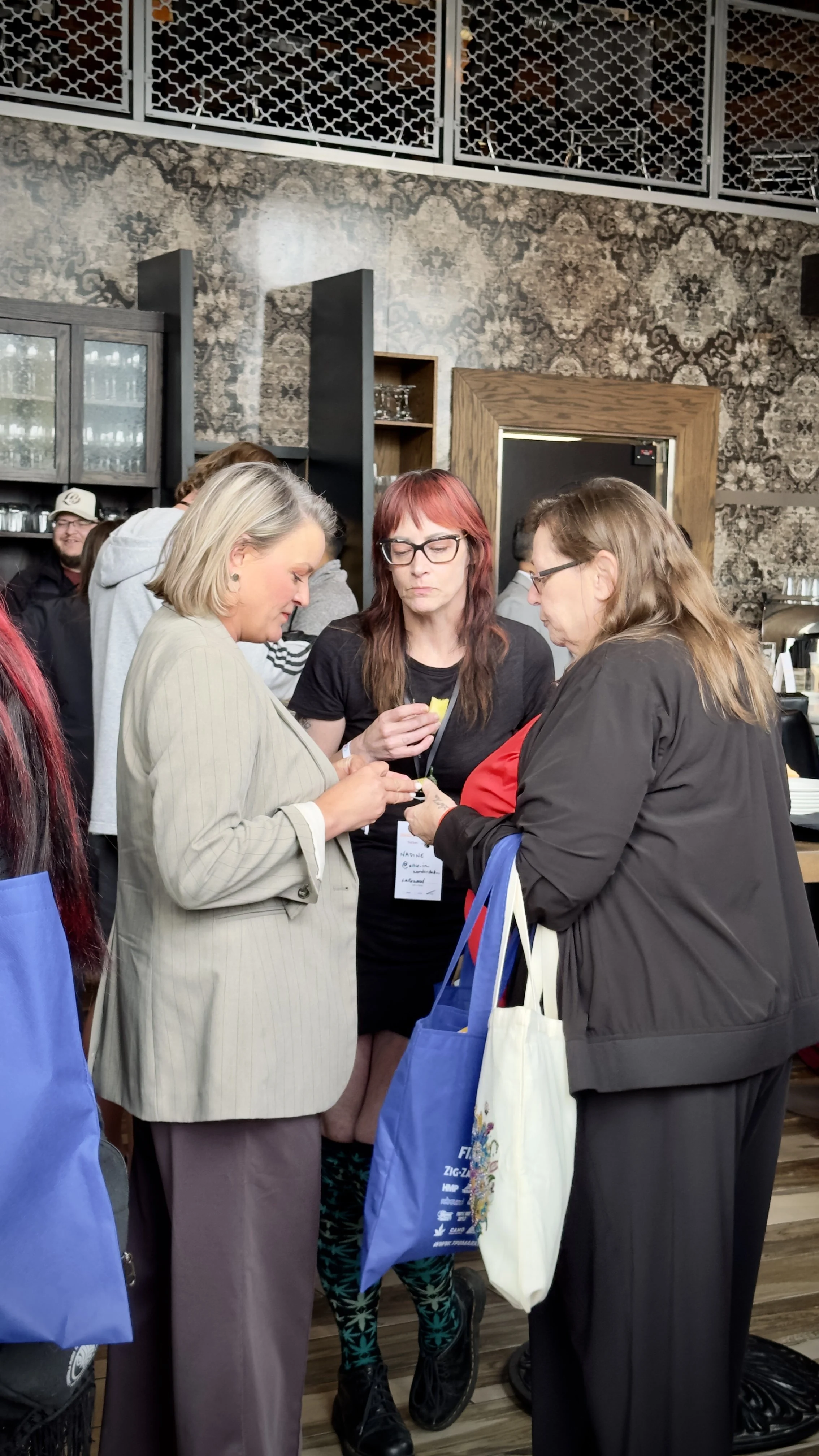 005E231792-1-TethersBrandsBuyersBrunchEdmonton_408-Javier Reyes_LFS6GMX3kB.jpeg