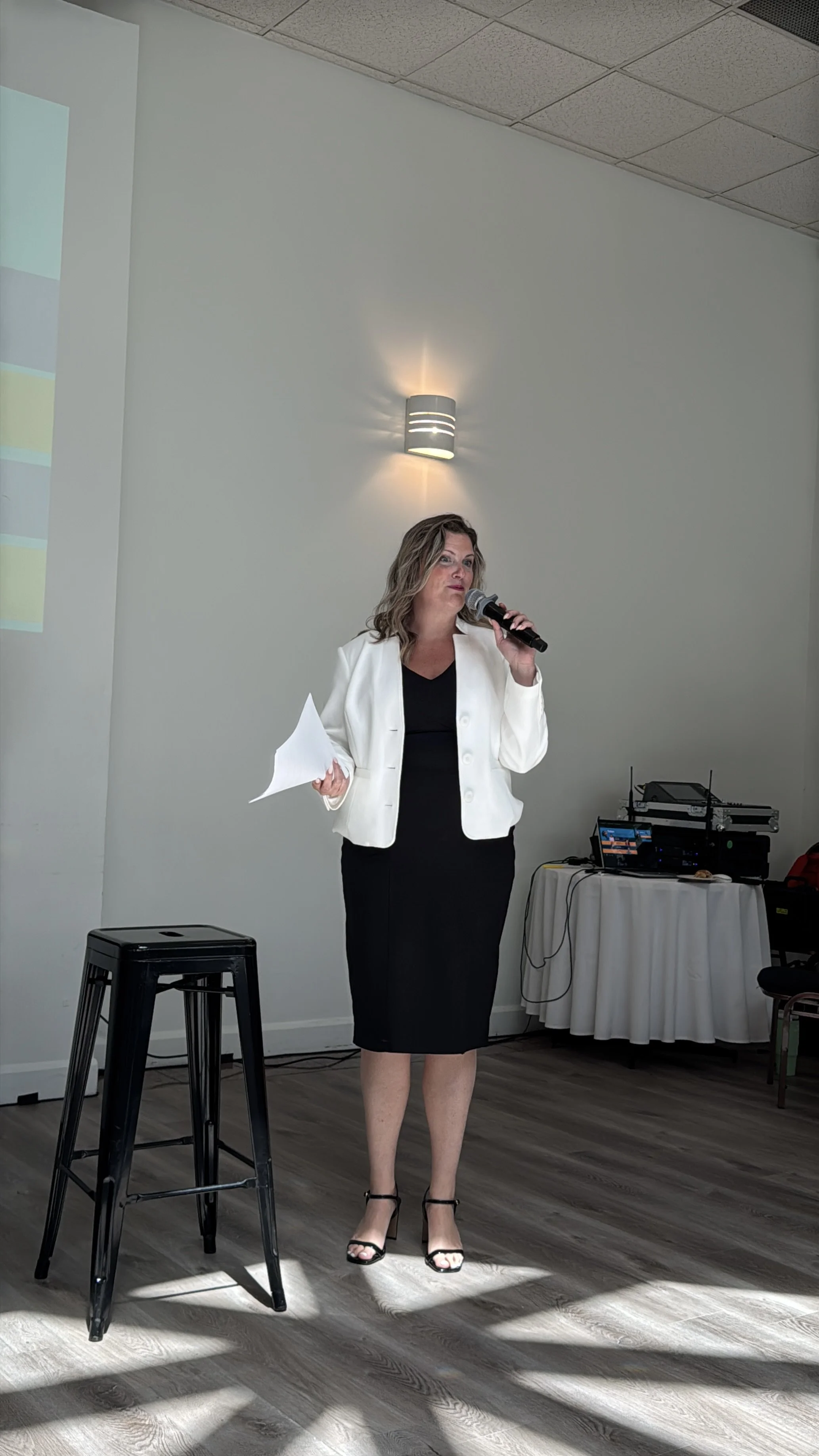 00FFB4DE42-1-TethersRetailerExchangeOttawa_427-marie merci mizero_qFODPLKH74.jpeg