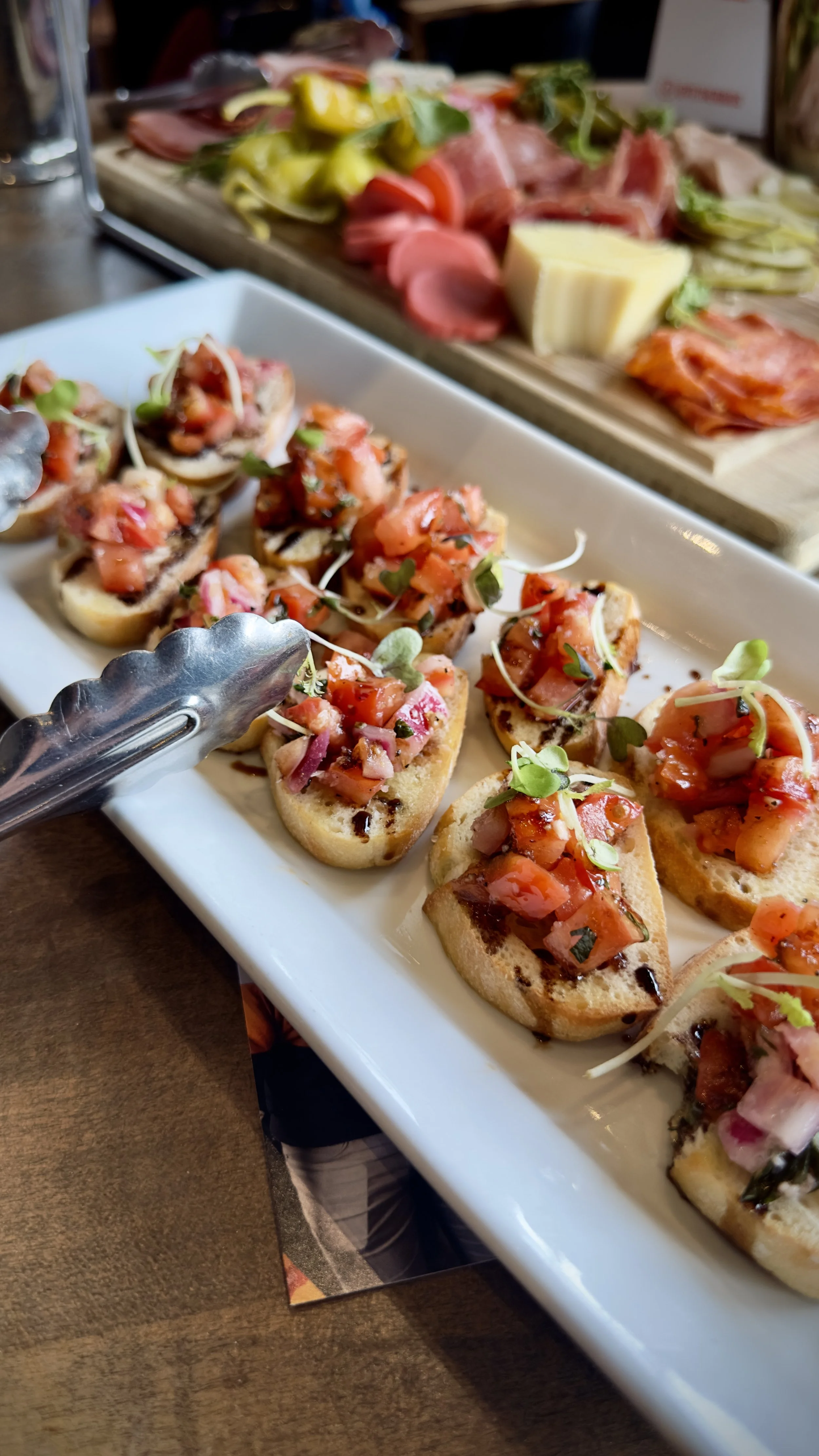 005E231792-1-TethersBrandsBuyersBrunchEdmonton_408-Javier Reyes_ROQoQHyKOH.jpeg
