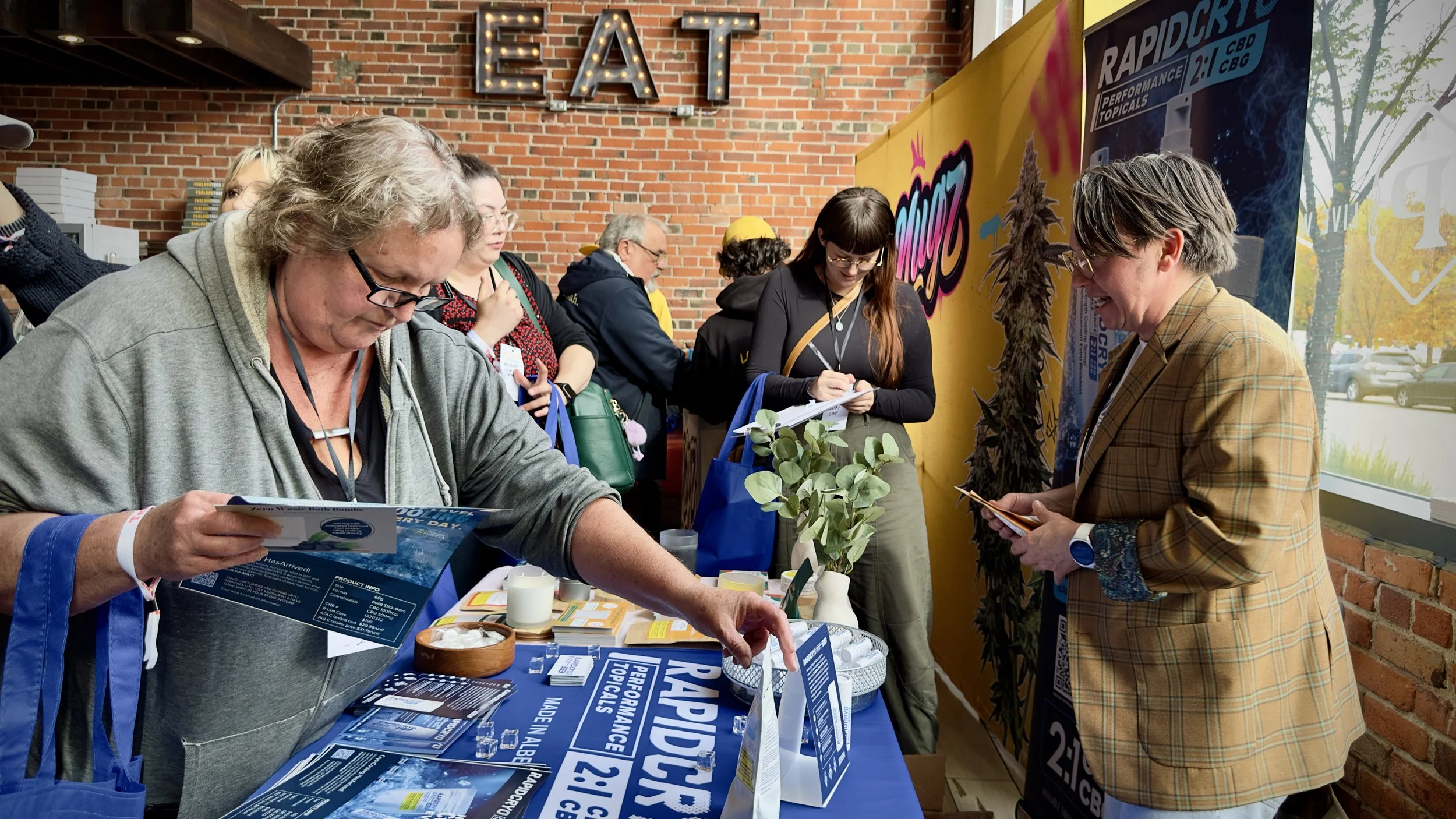 005E231792-1-TethersBrandsBuyersBrunchEdmonton_408-Javier Reyes_dxQe4fY8ex.jpeg